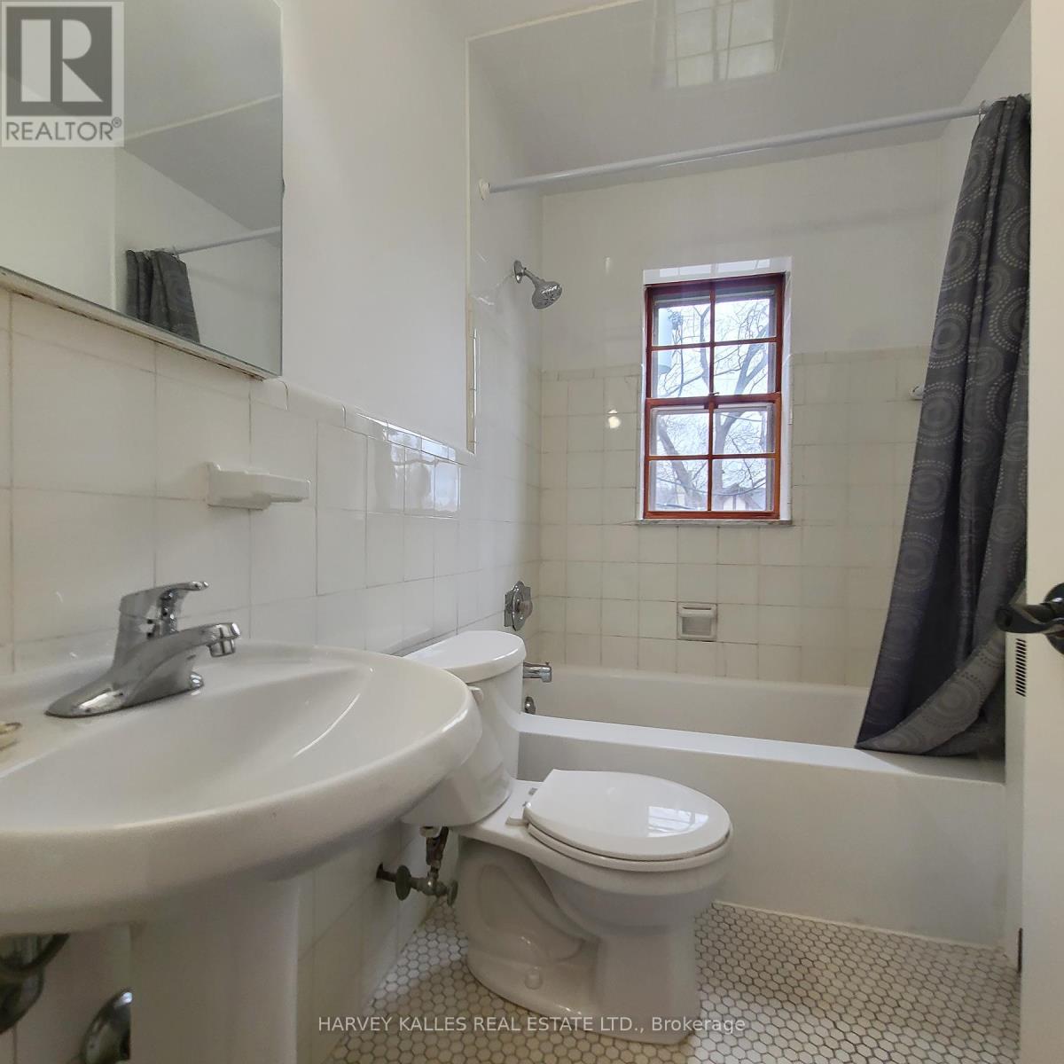 8 - 65 Old Mill Road, Toronto, Ontario M8X 1G9 - Photo 20 - W12784850