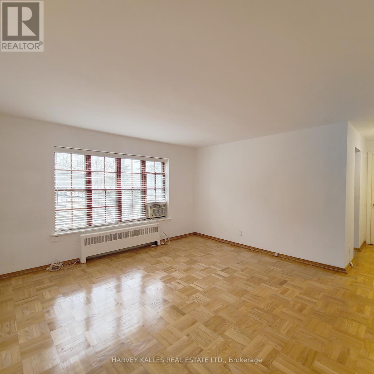 8 - 65 Old Mill Road, Toronto, Ontario M8X 1G9 - Photo 8 - W12784850