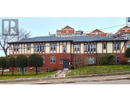 8 - 65 OLD MILL ROAD, Toronto, Ontario
