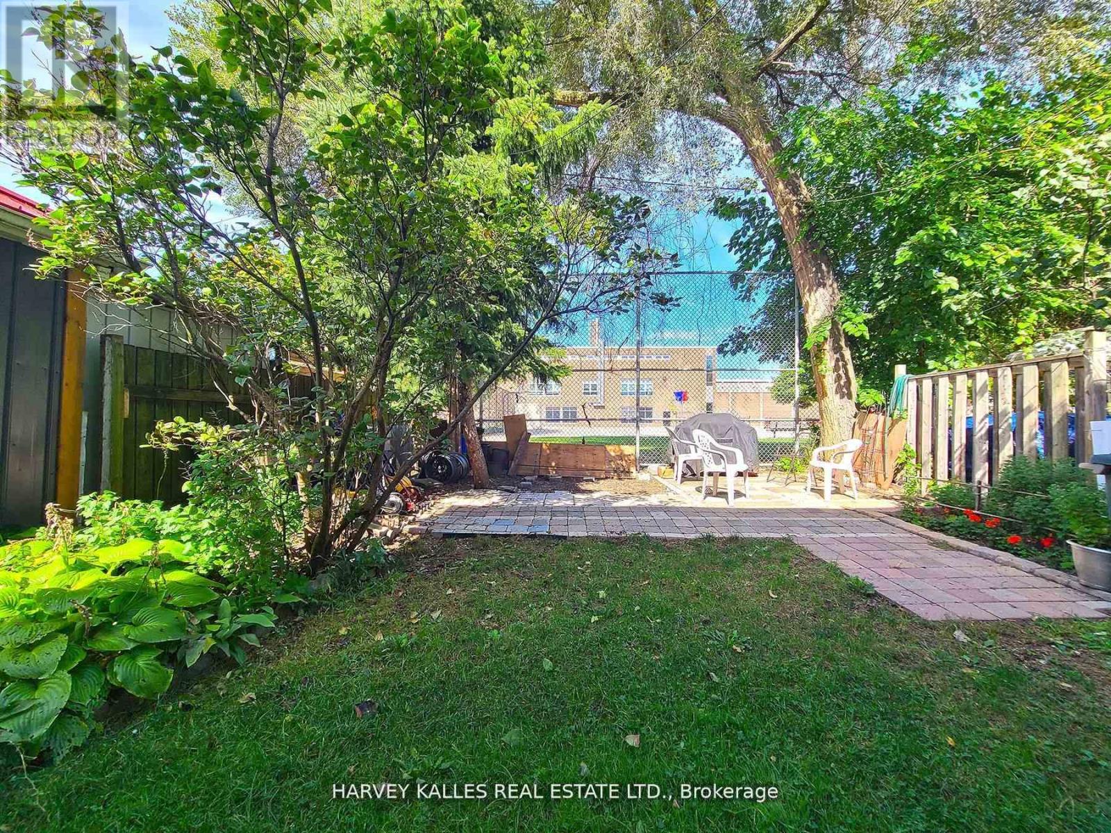 2 - 476 St Johns Road, Toronto, Ontario  M6S 2L3 - Photo 17 - W12786488