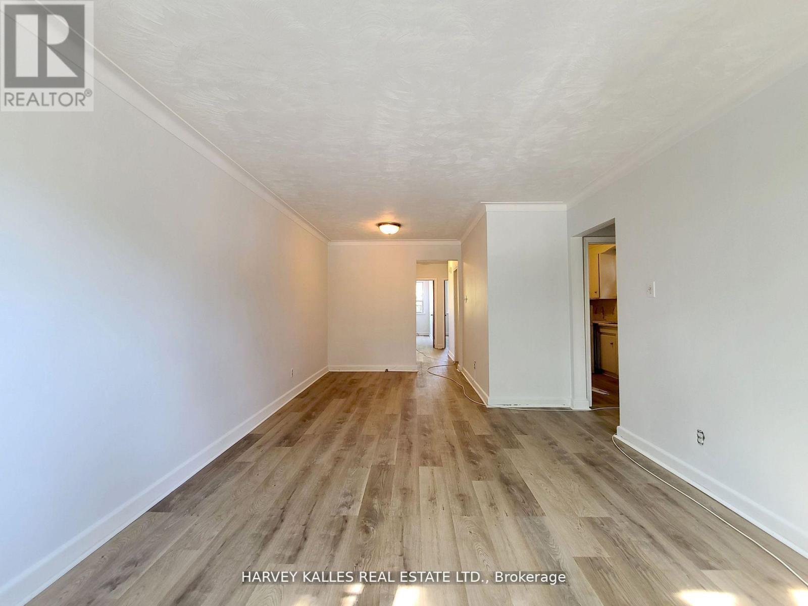 2 - 476 St Johns Road, Toronto, Ontario  M6S 2L3 - Photo 5 - W12786488