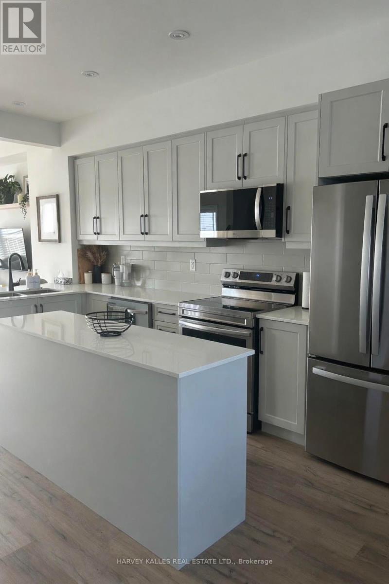 99 - 155 Equestrian Way, Cambridge, Ontario  N3E 0E8 - Photo 8 - X12786340