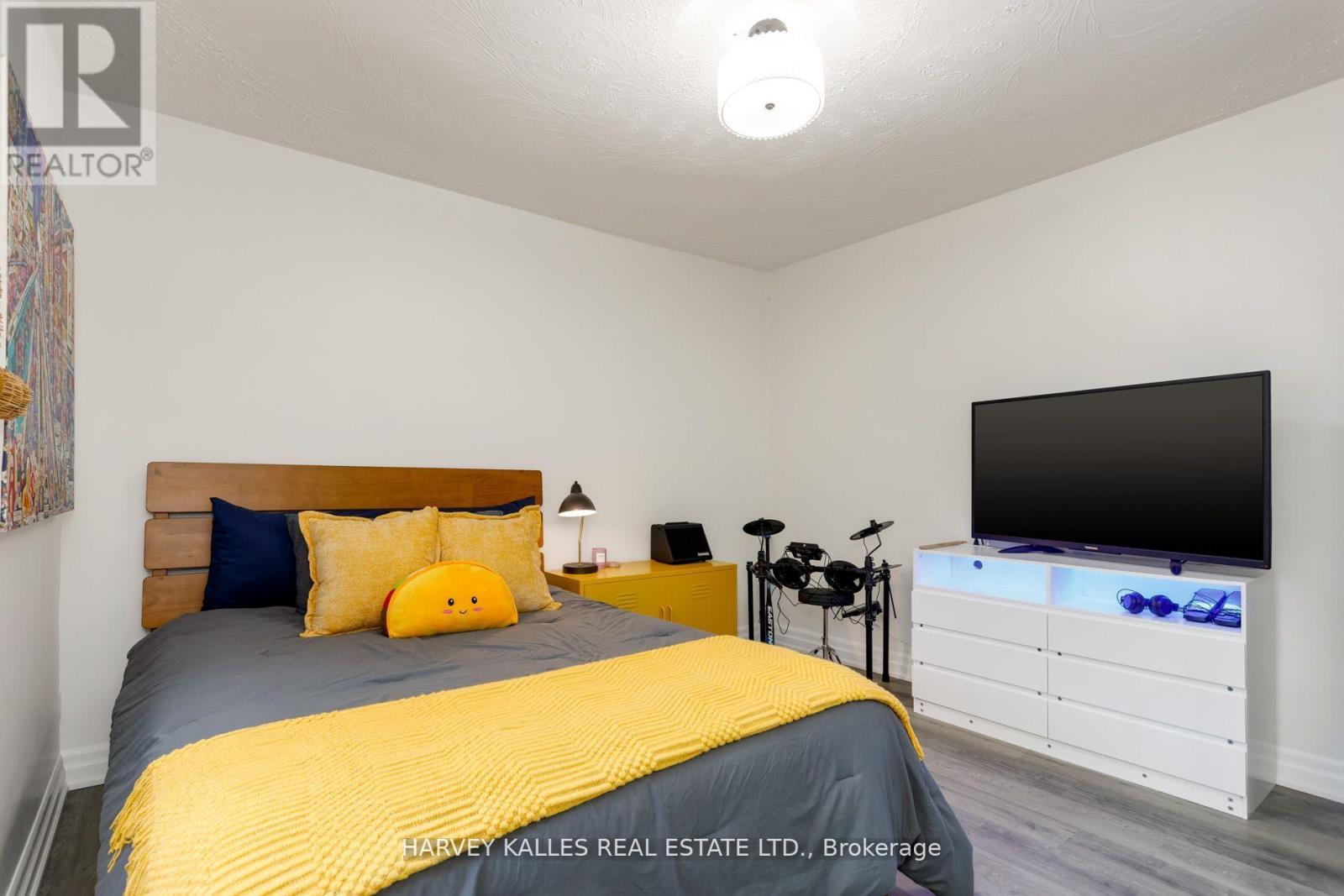 139 King Edward Avenue, Toronto, Ontario  M4C 5J7 - Photo 36 - E12787258