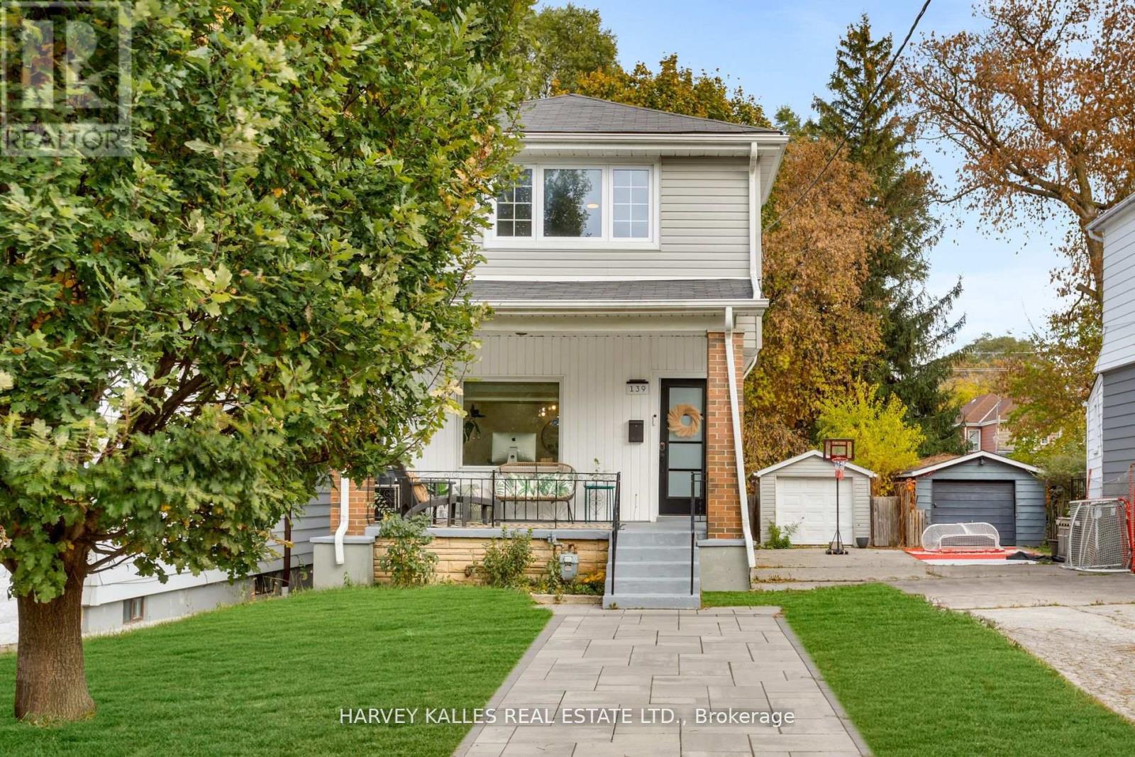 139 King Edward Avenue, Toronto, Ontario  M4C 5J7 - Photo 6 - E12787258