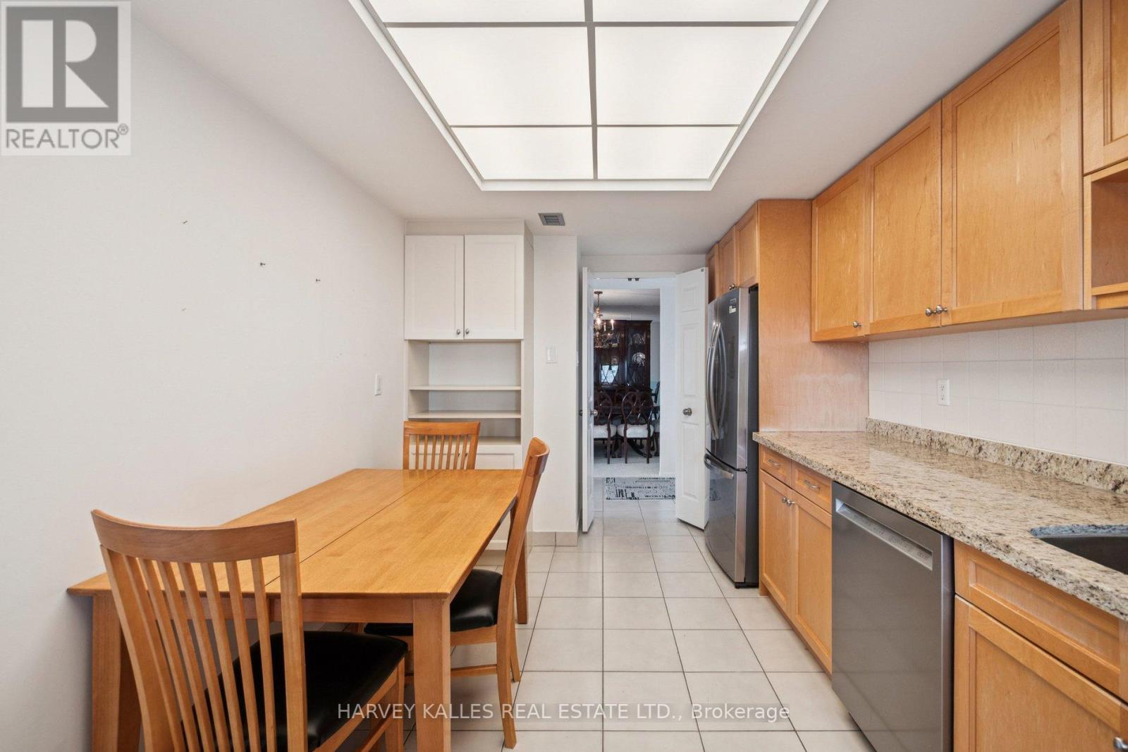 2403 - 55 Skymark Drive, Toronto, Ontario M2H 3N4 - Photo 19 - C12787718