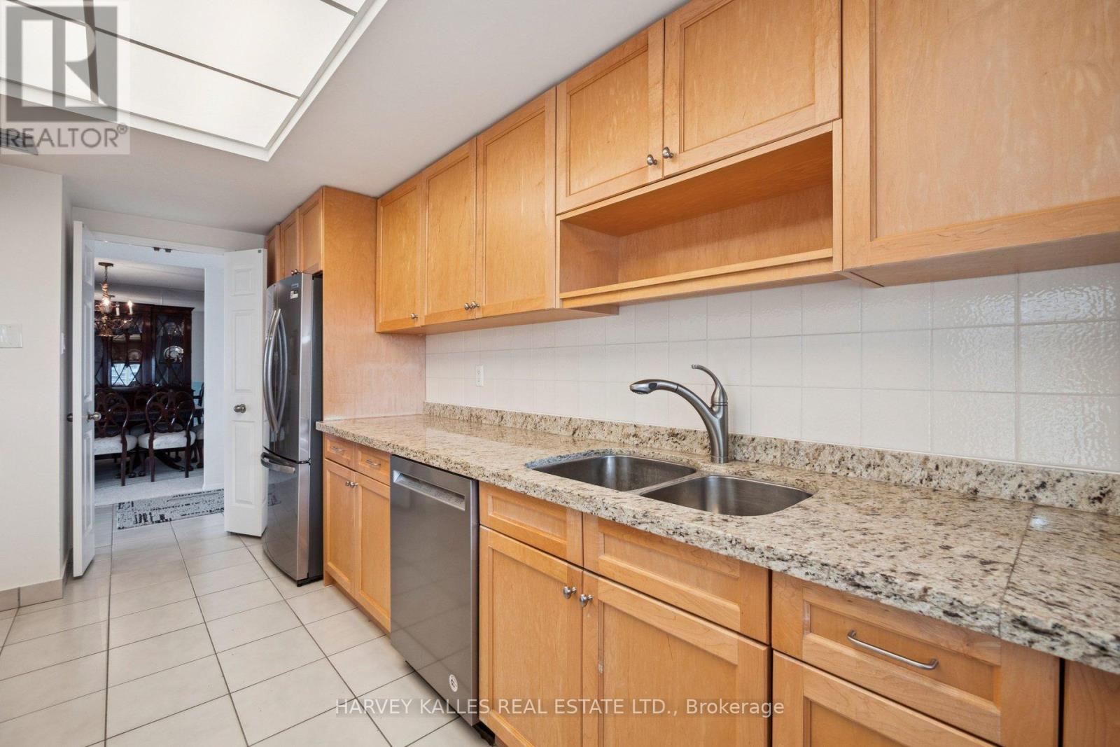 2403 - 55 Skymark Drive, Toronto, Ontario M2H 3N4 - Photo 20 - C12787718