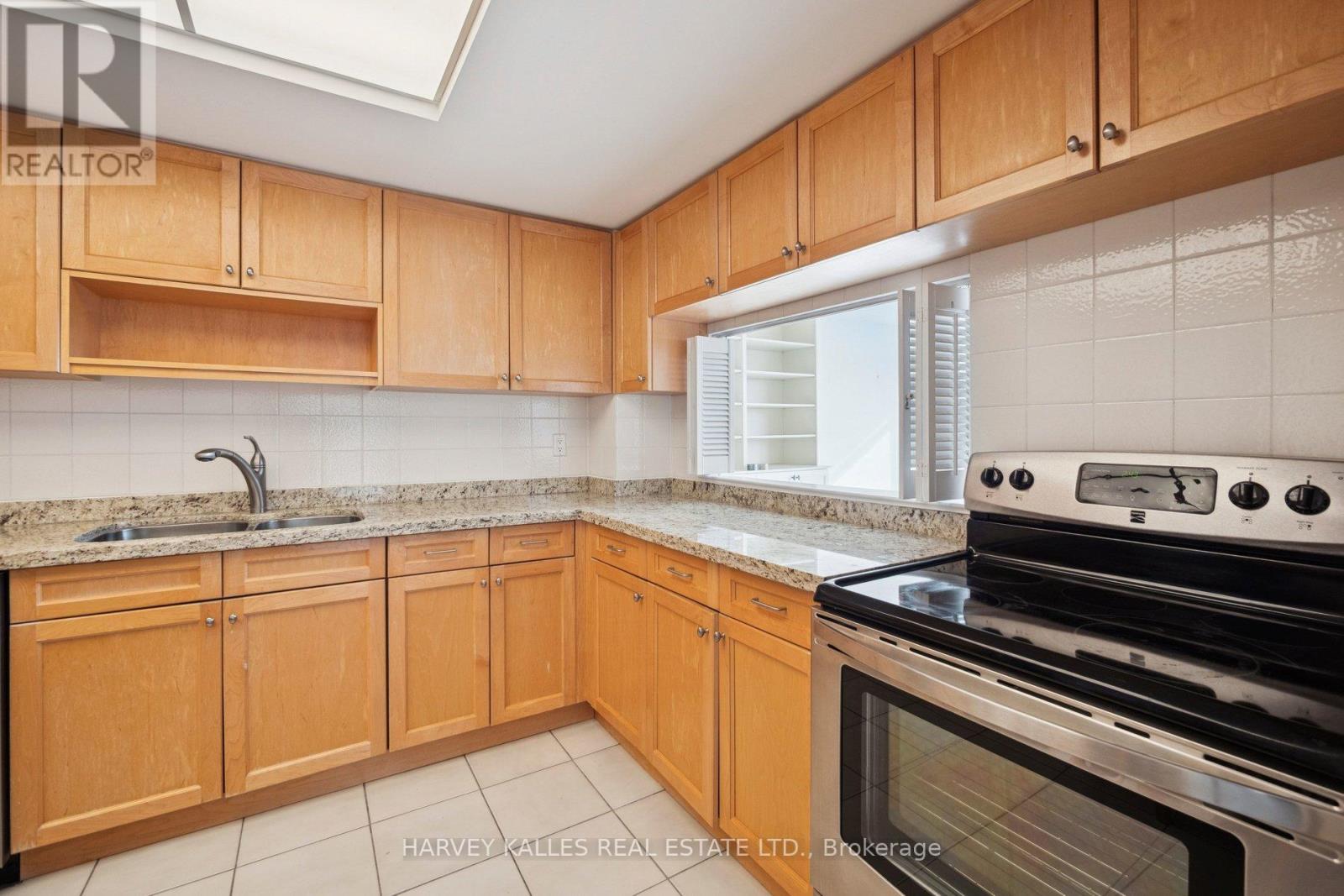 2403 - 55 Skymark Drive, Toronto, Ontario M2H 3N4 - Photo 22 - C12787718