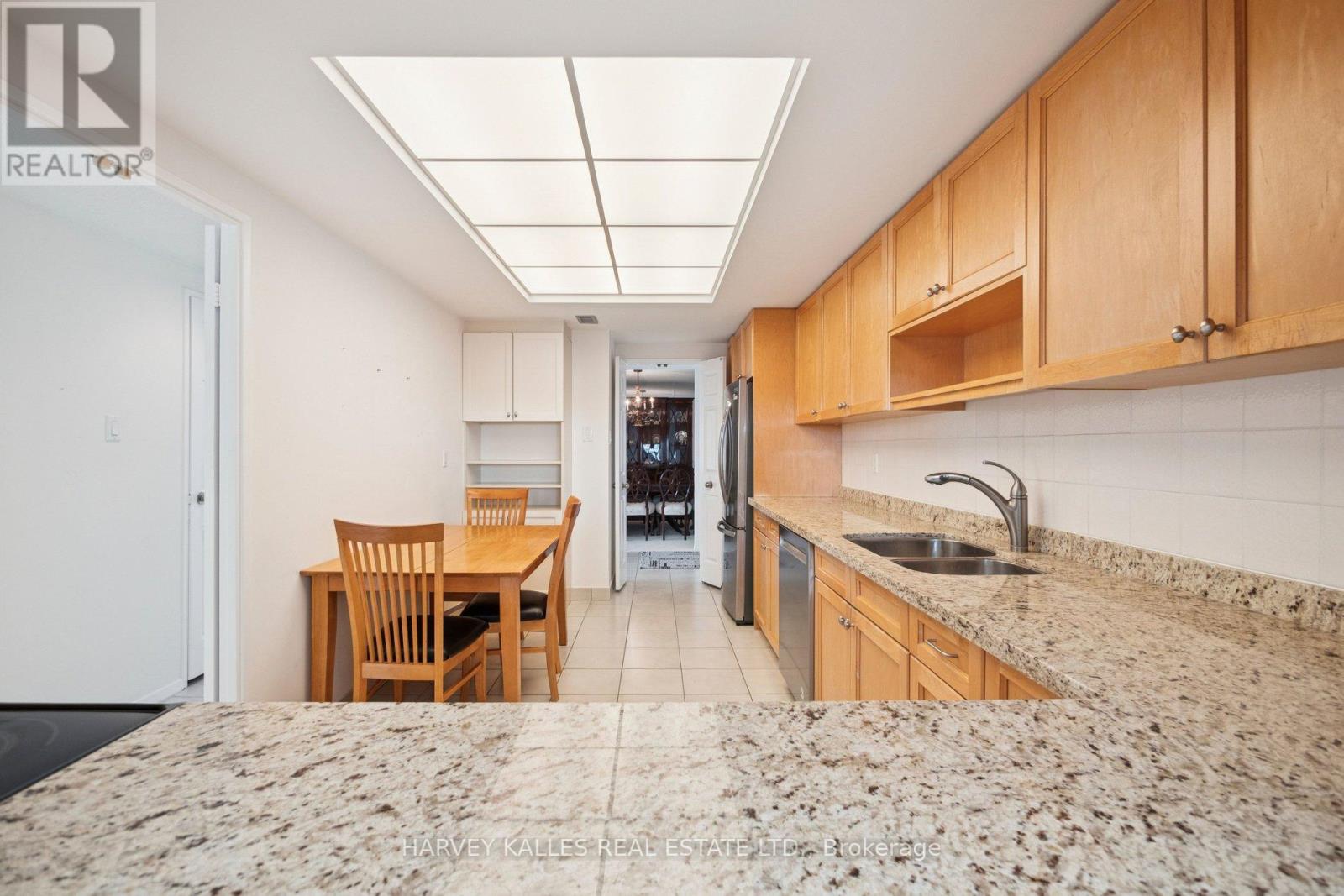 2403 - 55 Skymark Drive, Toronto, Ontario M2H 3N4 - Photo 27 - C12787718