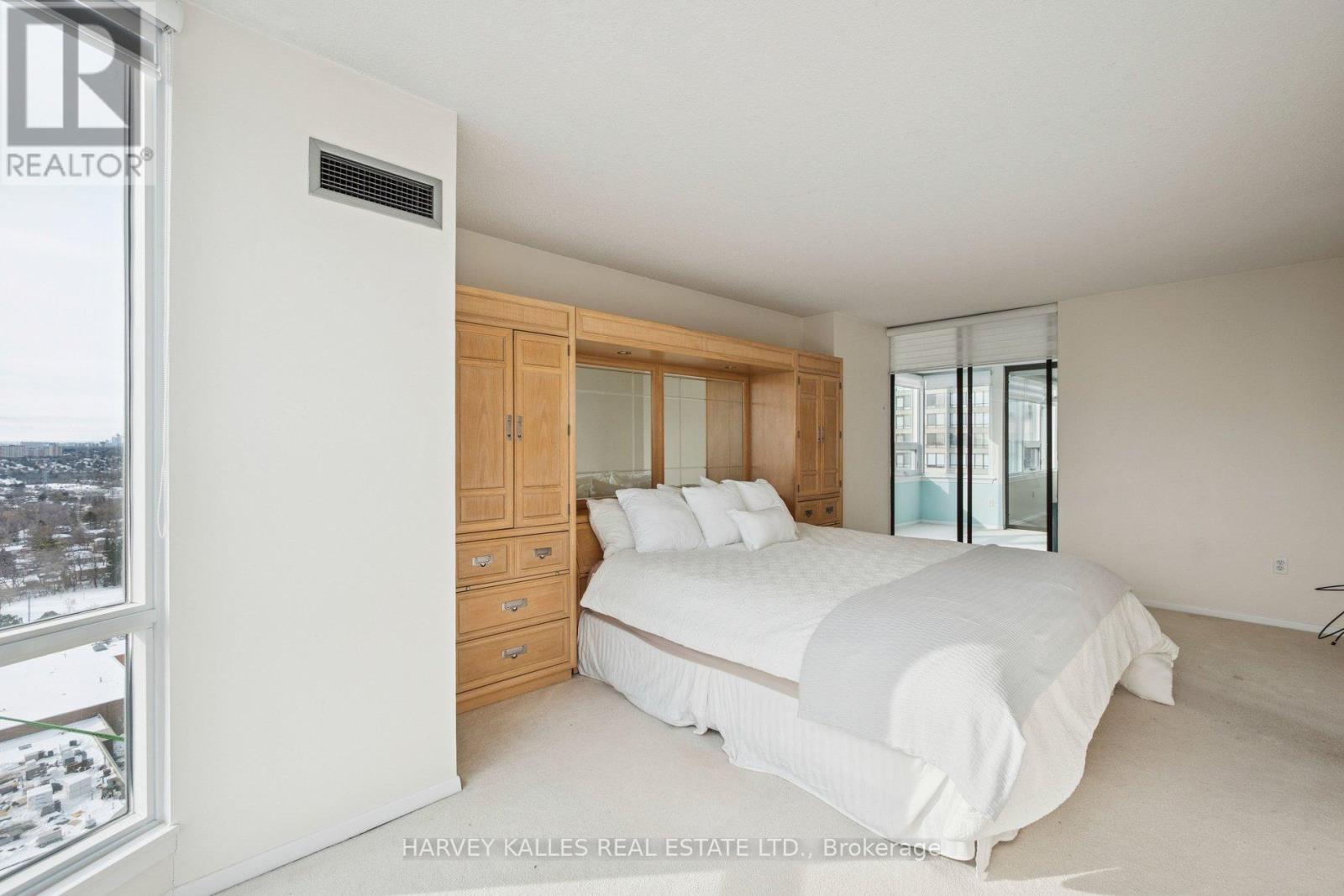 2403 - 55 Skymark Drive, Toronto, Ontario M2H 3N4 - Photo 34 - C12787718