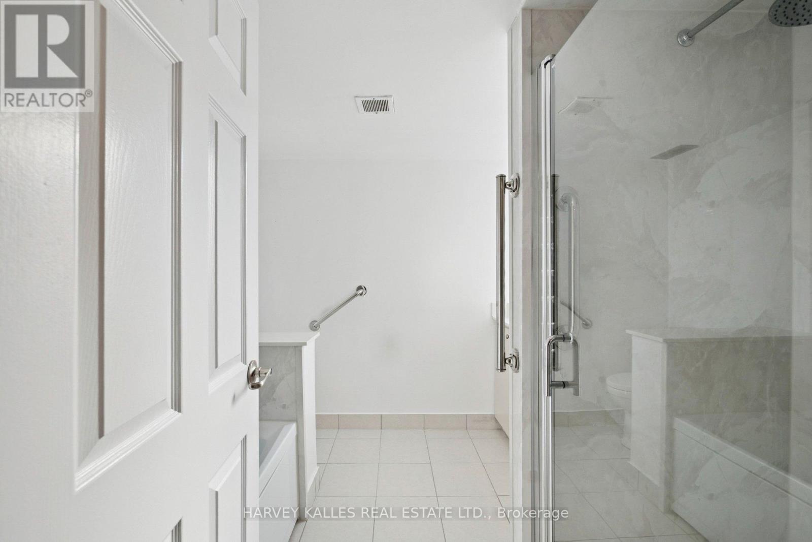 2403 - 55 Skymark Drive, Toronto, Ontario M2H 3N4 - Photo 36 - C12787718