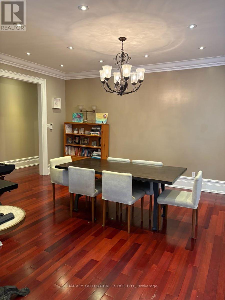 Main - 306 Spadina Road, Toronto, Ontario  M5R 2V6 - Photo 10 - C12788026