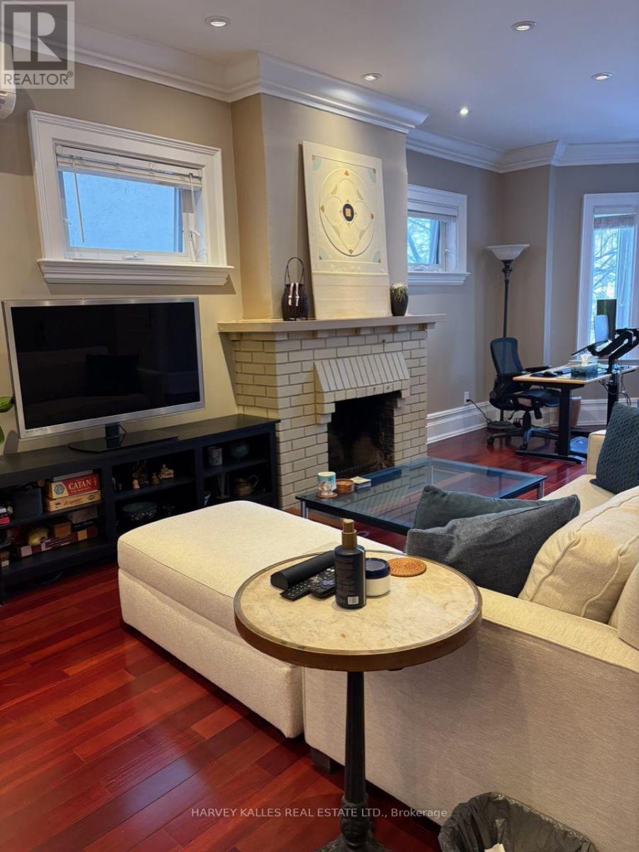 Main - 306 Spadina Road, Toronto, Ontario  M5R 2V6 - Photo 2 - C12788026