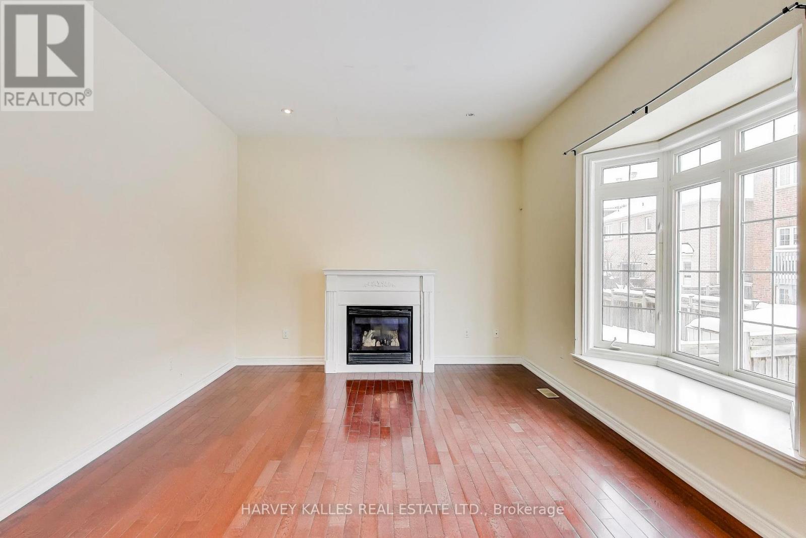 28 Morganfield Court, Richmond Hill, Ontario L4E 0S6 - Photo 19 - N12788786