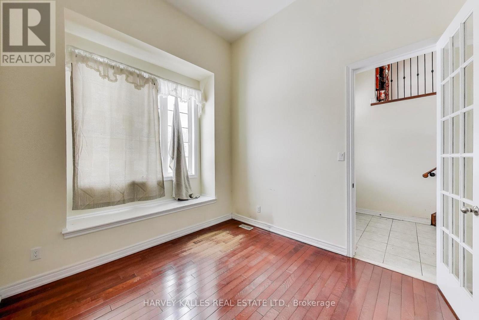 28 Morganfield Court, Richmond Hill, Ontario L4E 0S6 - Photo 23 - N12788786