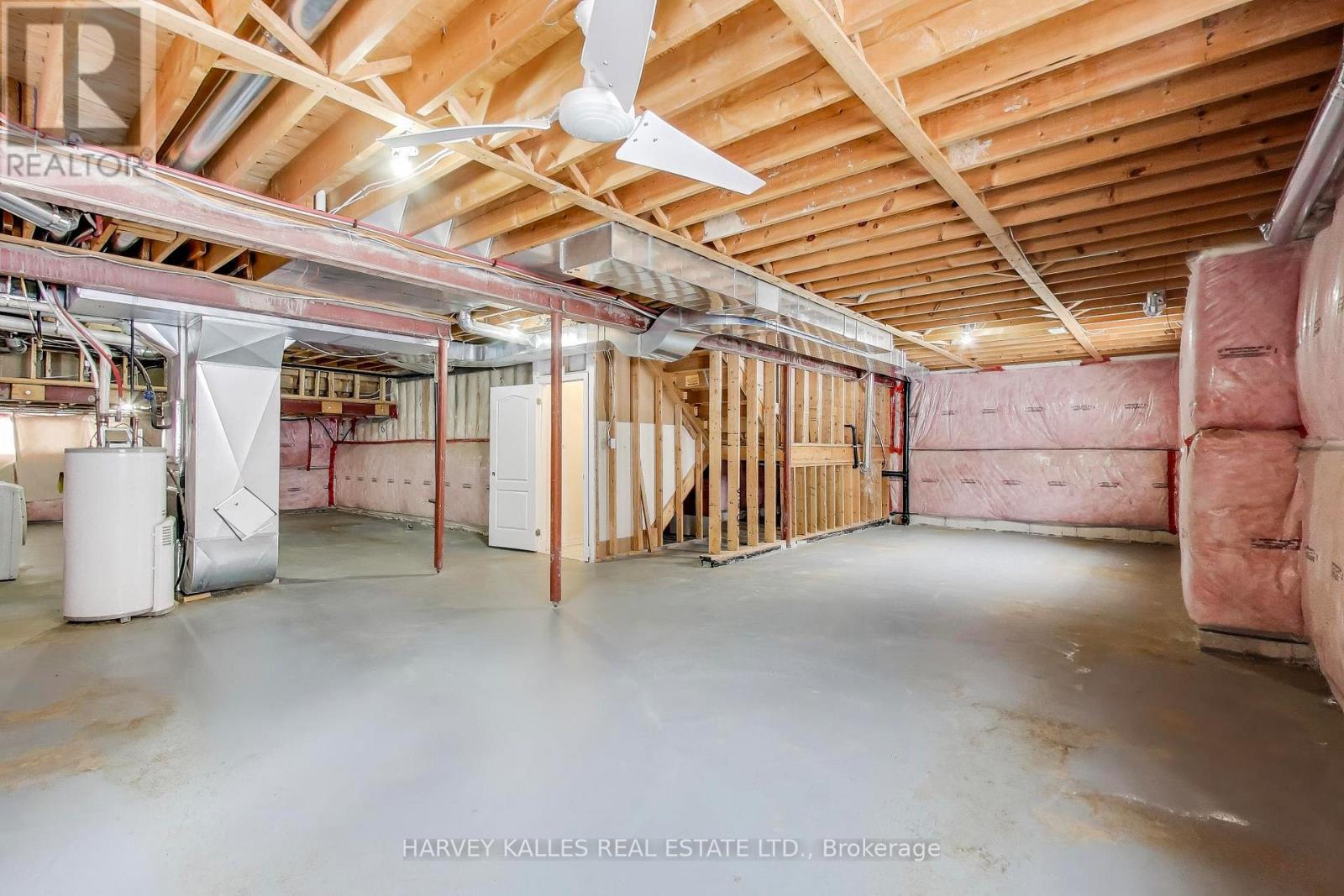 28 Morganfield Court, Richmond Hill, Ontario L4E 0S6 - Photo 41 - N12788786