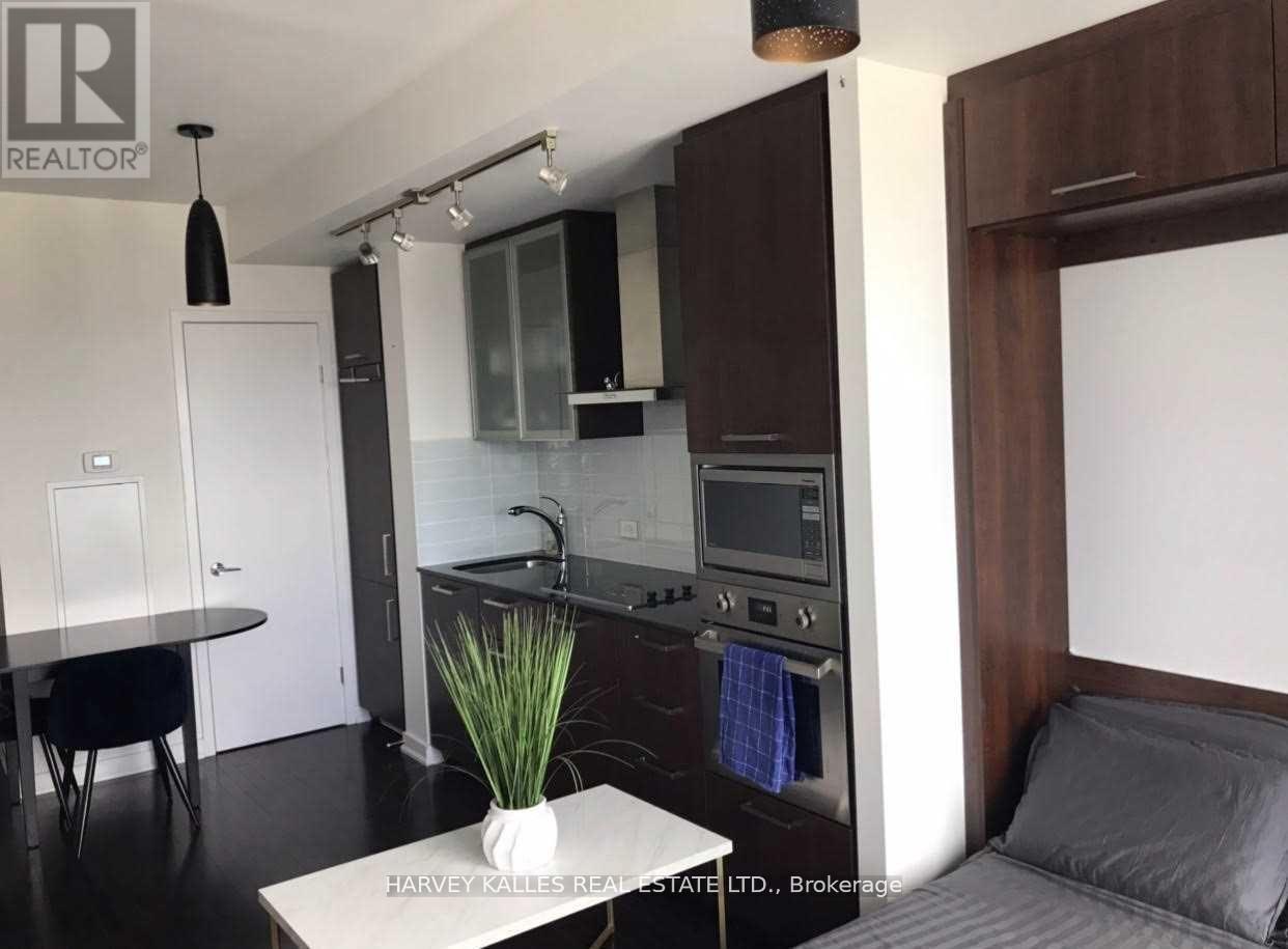 5708 - 12 York Street, Toronto, Ontario M5J 0A1 - Photo 3 - C12789522