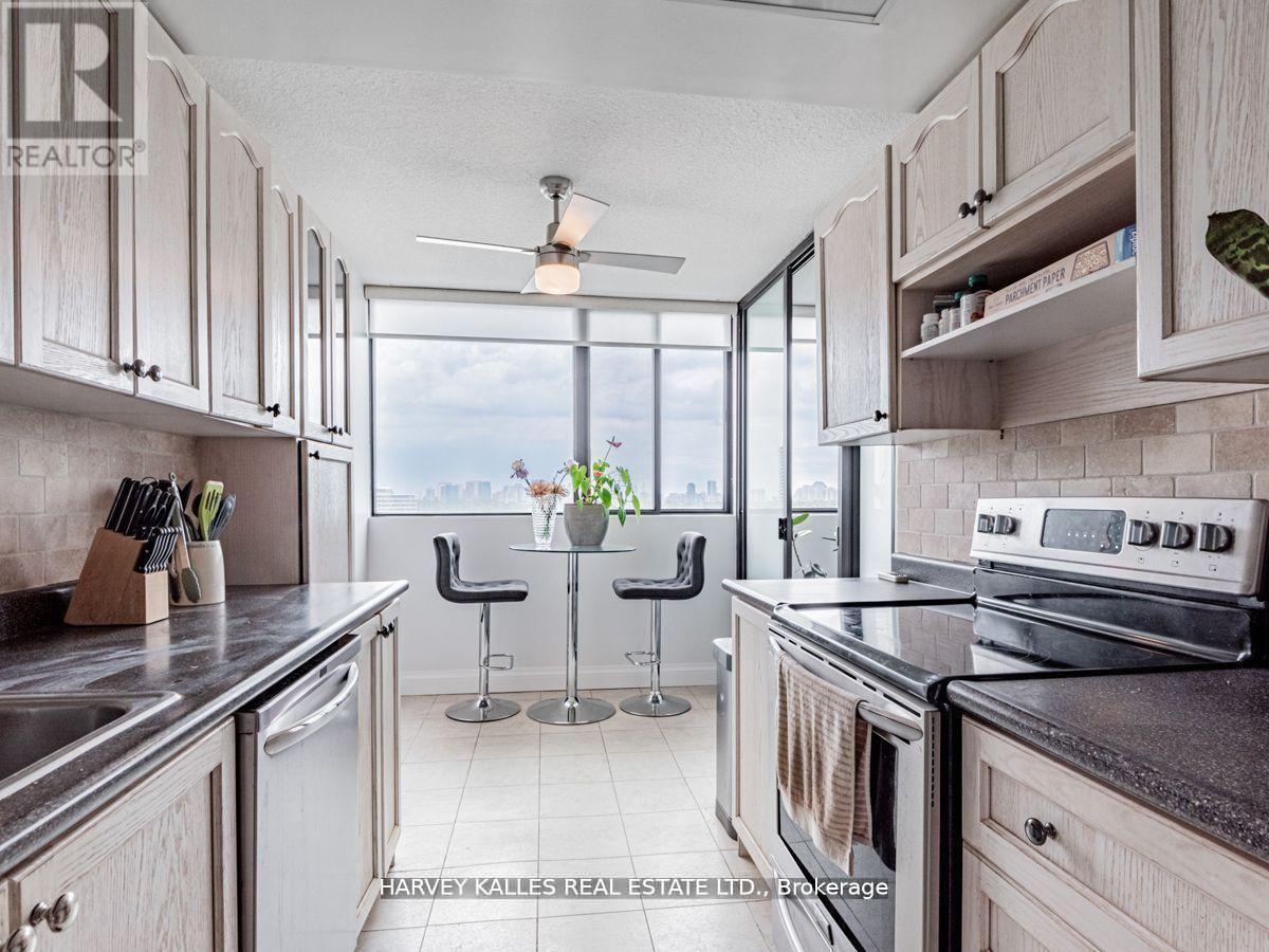 1408 - 133 Torresdale Avenue, Toronto, Ontario  M2R 3T2 - Photo 3 - C12790344