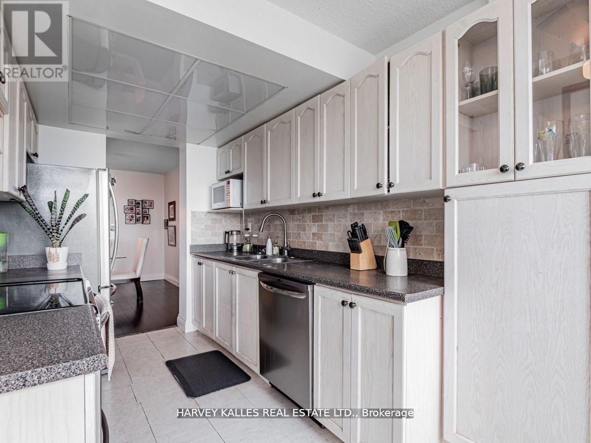 1408 - 133 Torresdale Avenue, Toronto, Ontario  M2R 3T2 - Photo 5 - C12790344