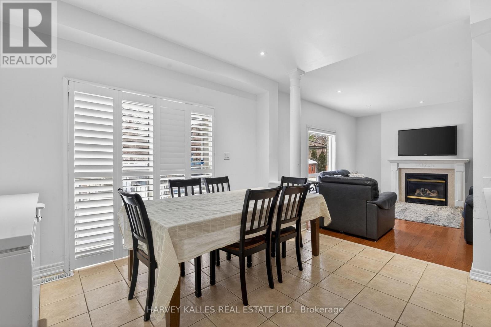 60 Wolfson Crescent, Richmond Hill, Ontario  L4E 4P1 - Photo 13 - N12790640