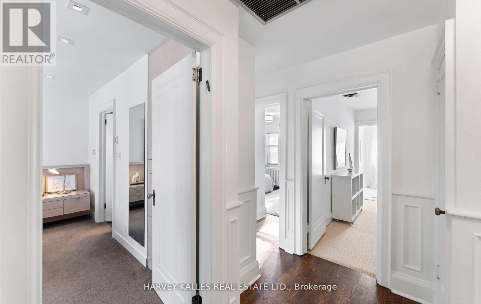 565 Briar Hill Avenue, Toronto, Ontario  M5N 1N1 - Photo 29 - C12792544