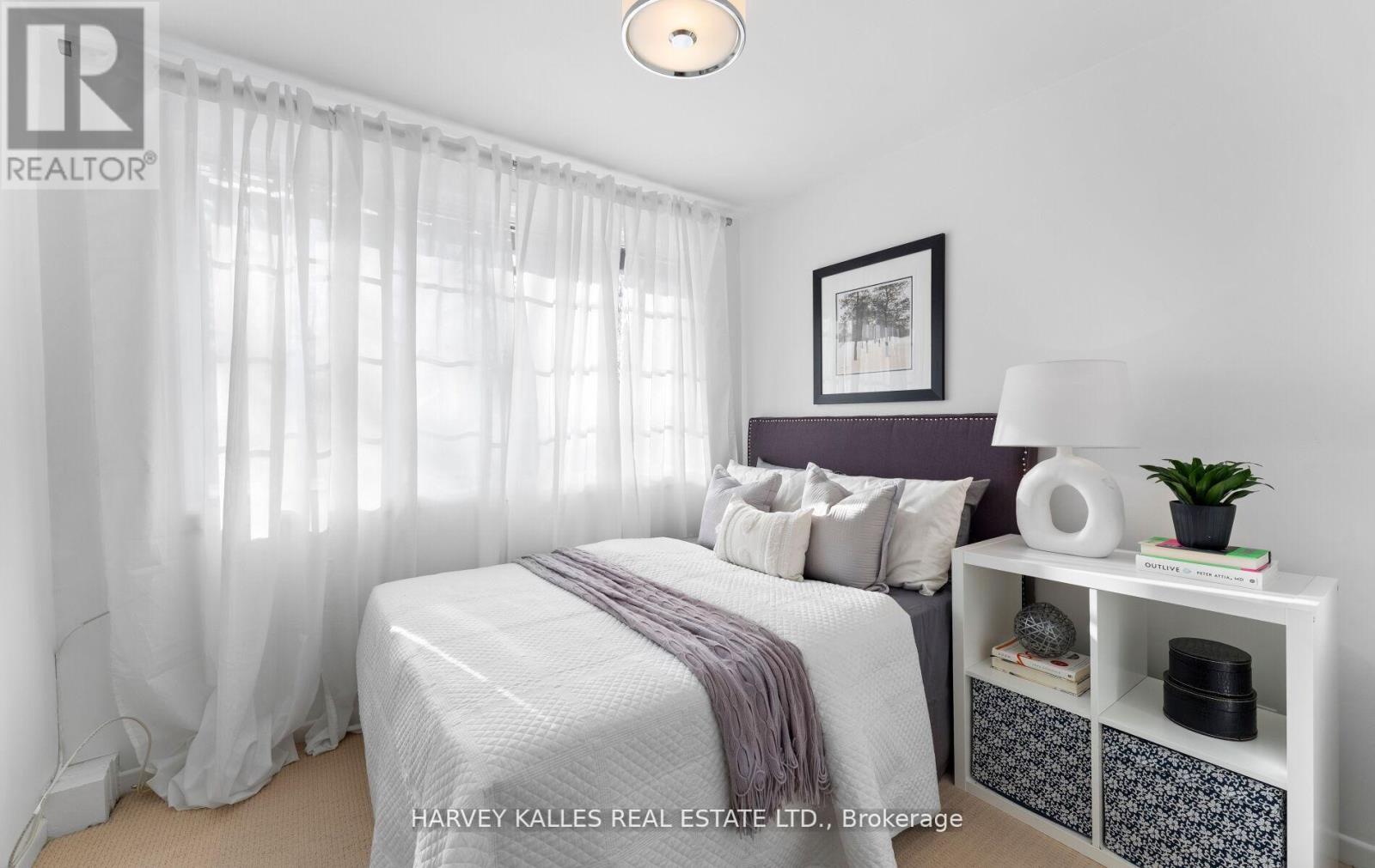 565 Briar Hill Avenue, Toronto, Ontario  M5N 1N1 - Photo 38 - C12792544