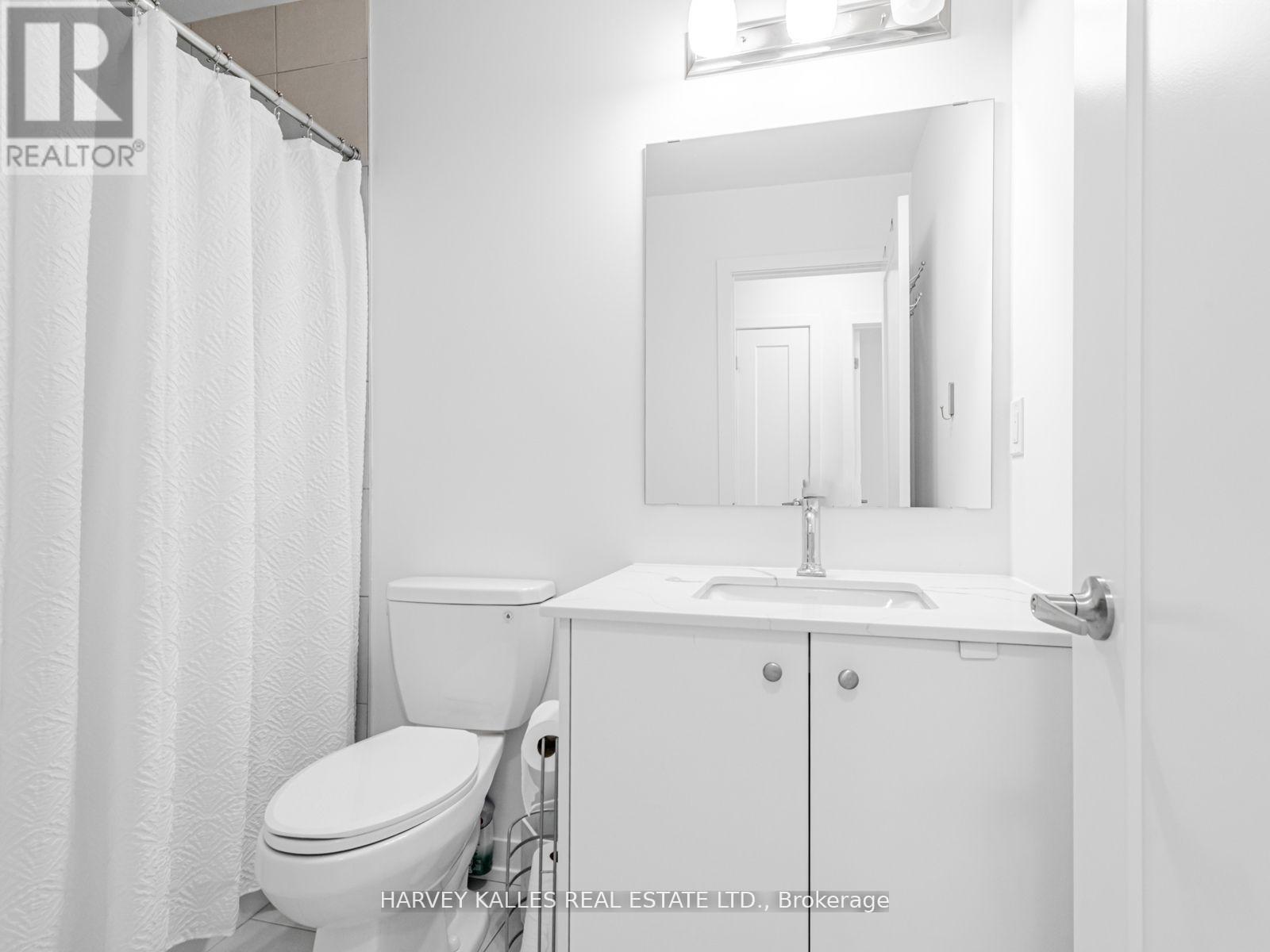 104 Lyall Stokes Circle, East Gwillimbury, Ontario  L0G 1M0 - Photo 24 - N12792630