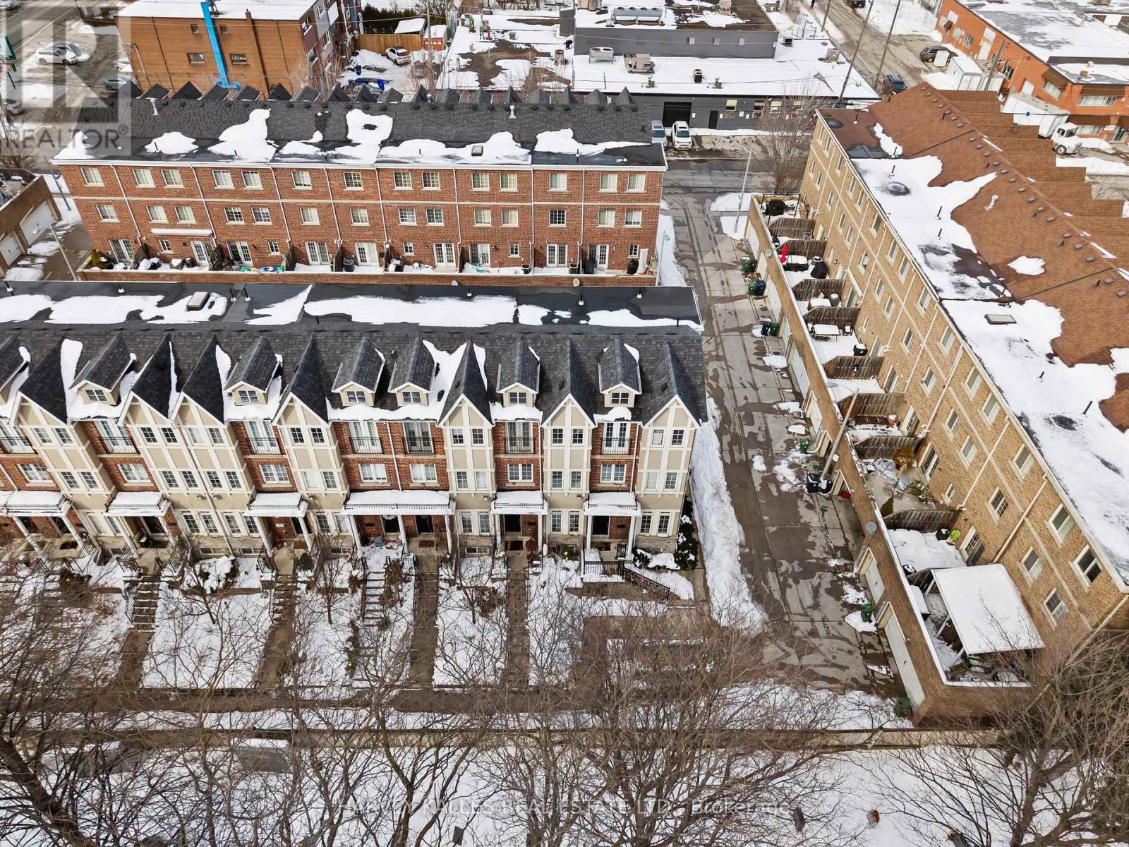 17 Peelar Mews, Toronto, Ontario  M8Y 0B1 - Photo 46 - W12793820