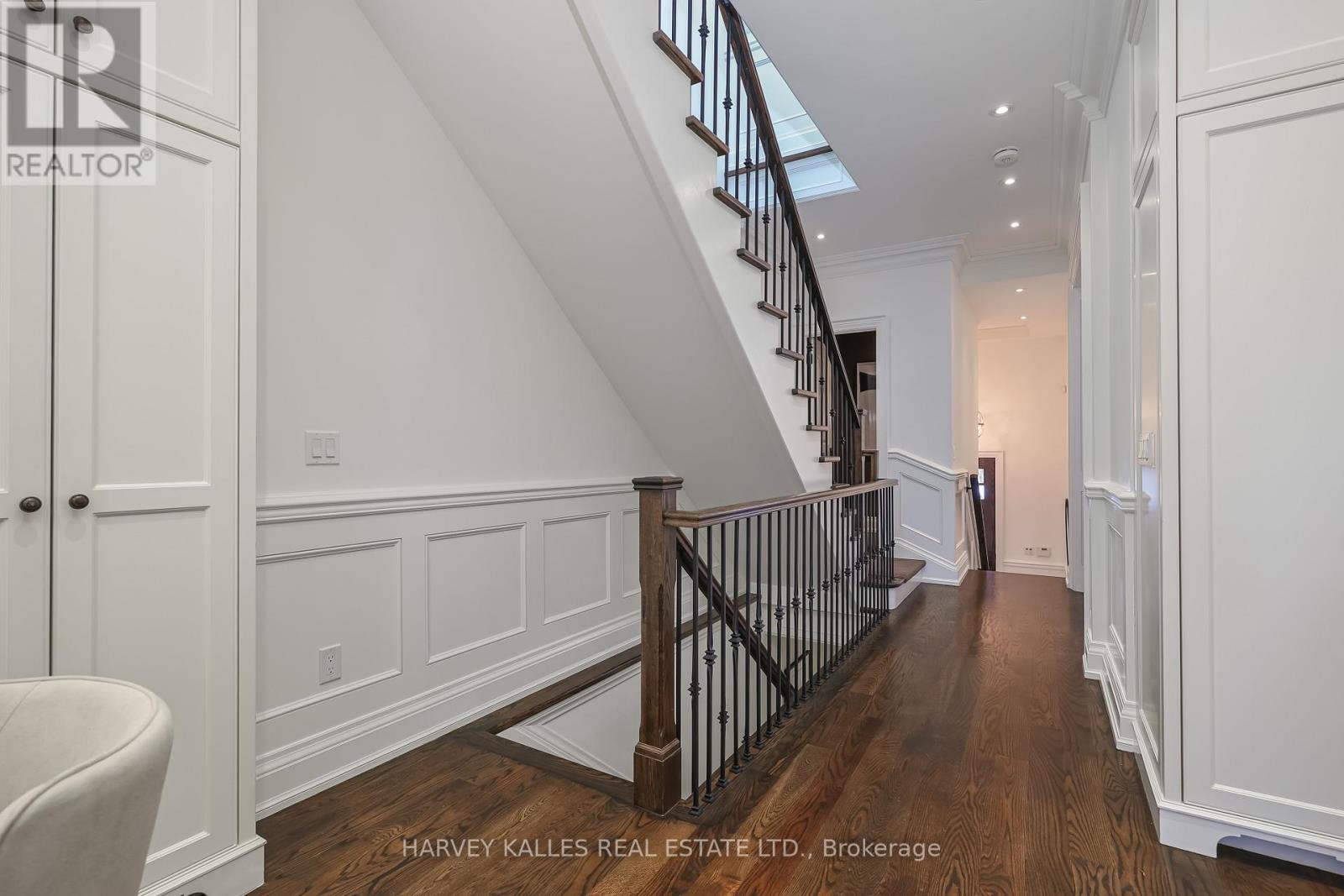 34 Latimer Avenue, Toronto, Ontario  M5N 2L8 - Photo 25 - C12794050