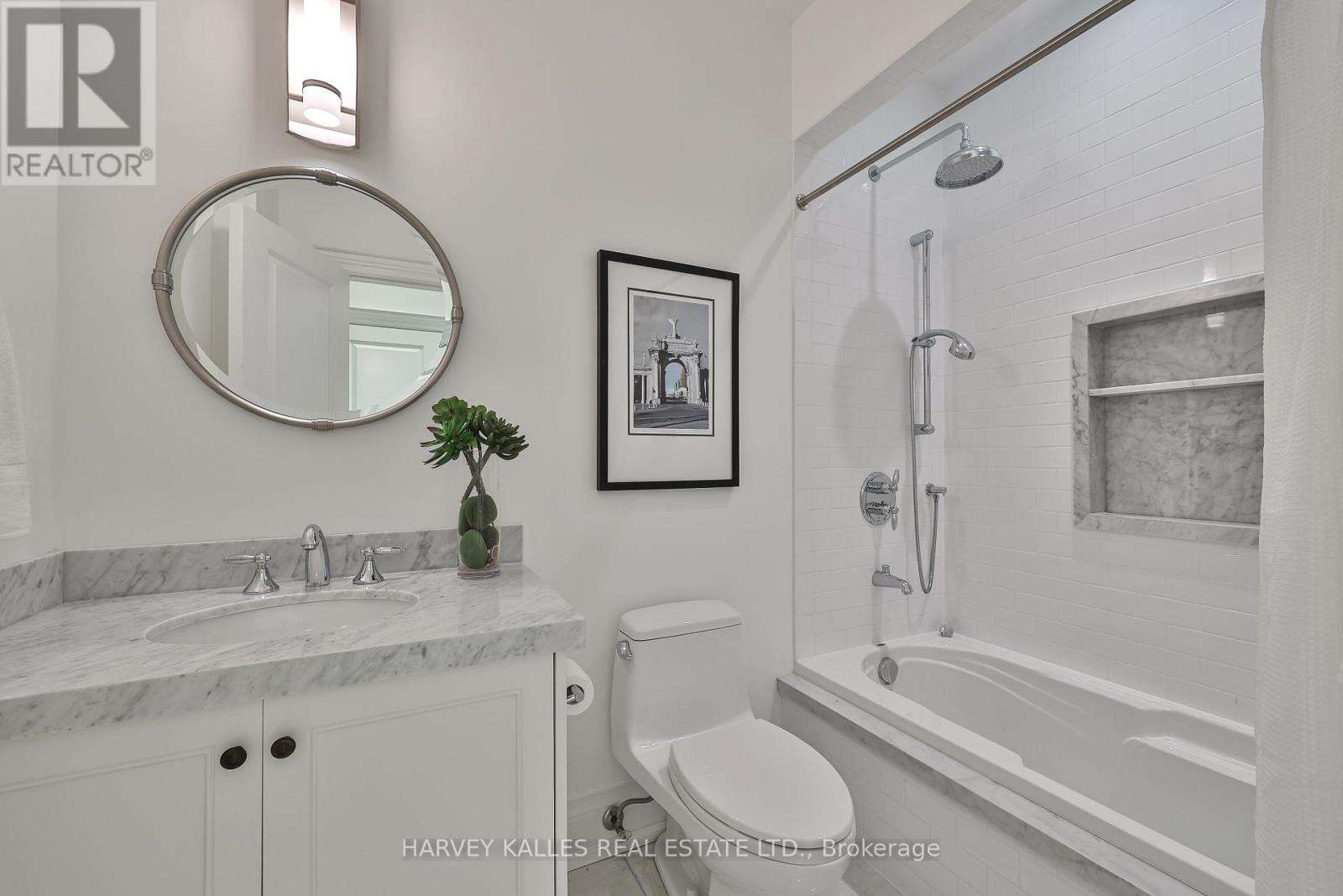 34 Latimer Avenue, Toronto, Ontario  M5N 2L8 - Photo 44 - C12794050