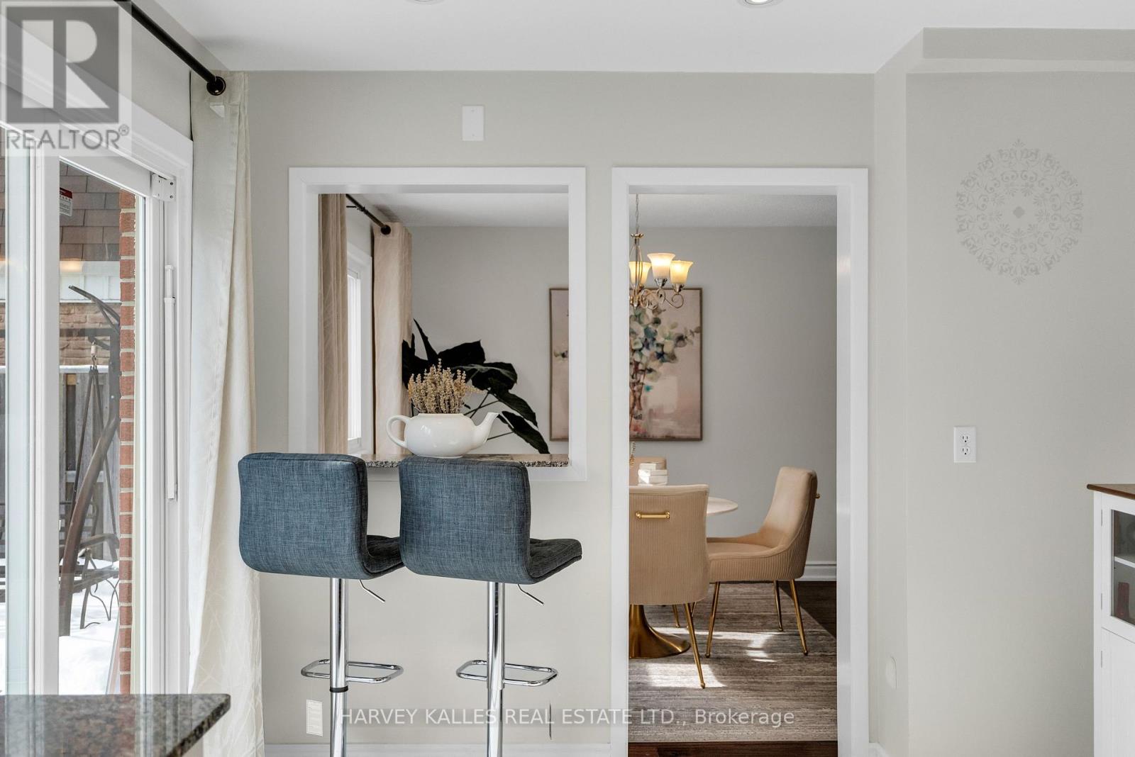 33 Ravengloss Drive, Markham, Ontario  L3T 4C8 - Photo 10 - N12794052