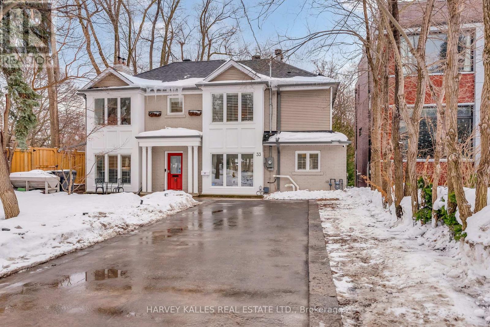 33 Glengowan Road, Toronto, Ontario  M4N 1E9 - Photo 2 - C12794354