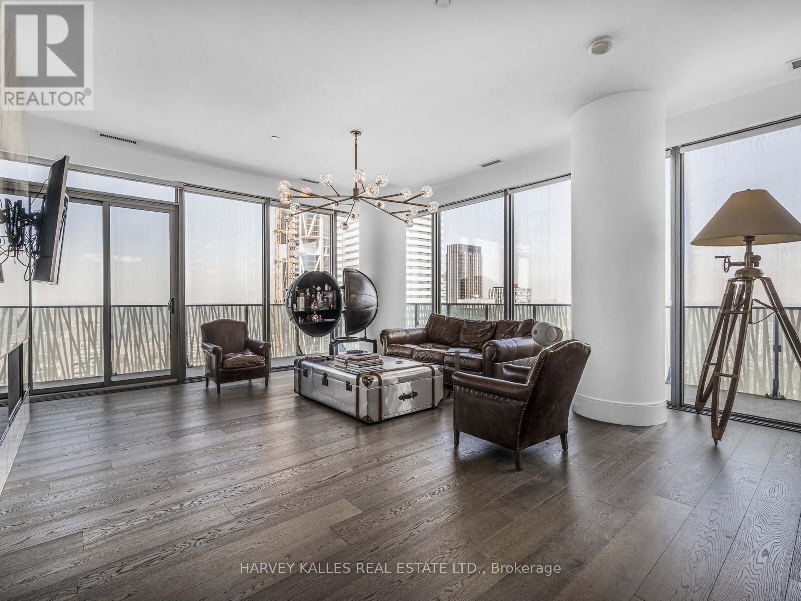 PH 5605 - 42 CHARLES STREET E, Toronto, Ontario