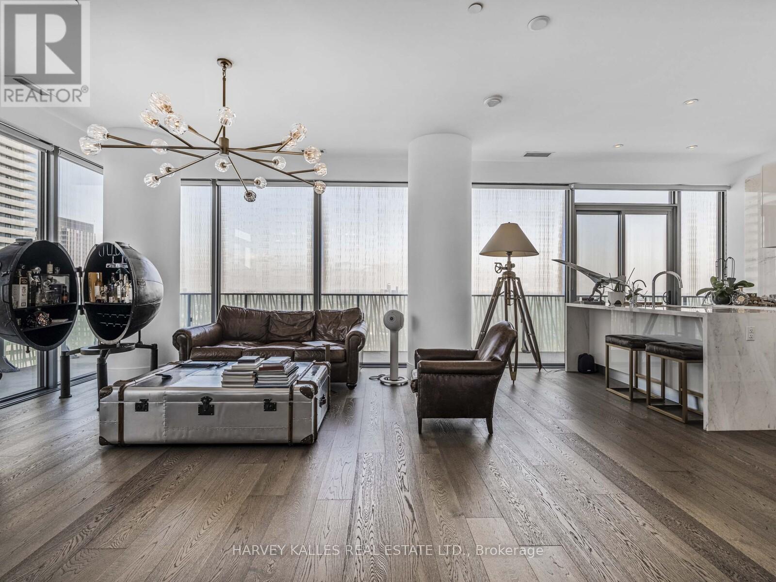 Ph 5605 - 42 Charles Street E, Toronto, Ontario  M4Y 1T4 - Photo 2 - C12795140