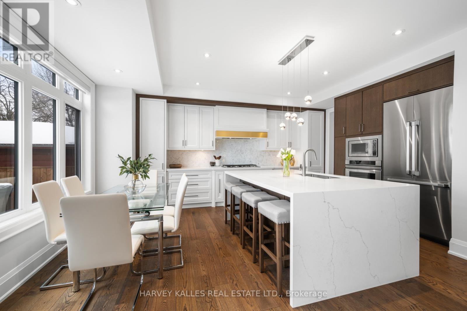 39 Amsterdam Avenue, Toronto, Ontario  M4B 2B9 - Photo 13 - E12795110