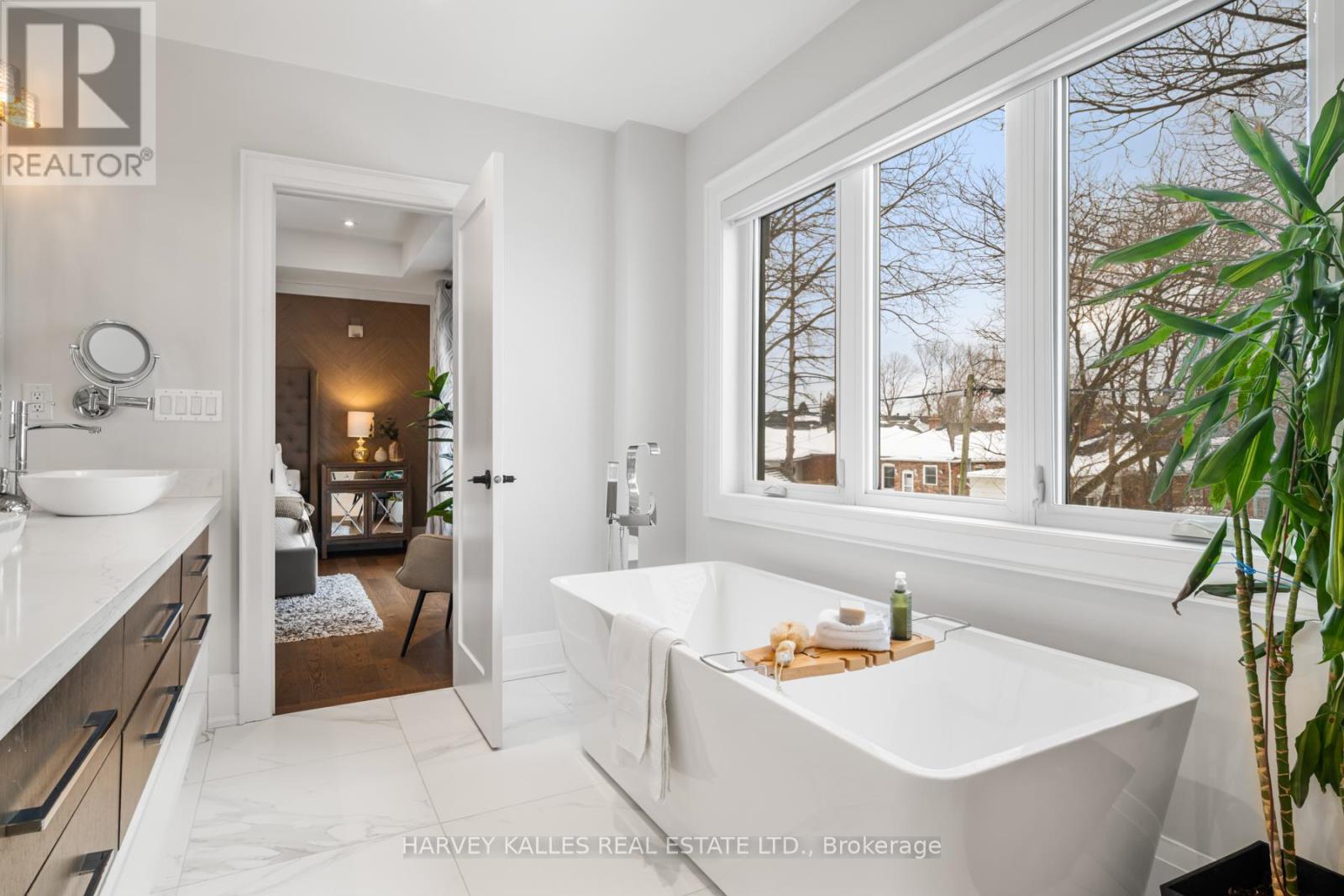 39 Amsterdam Avenue, Toronto, Ontario  M4B 2B9 - Photo 26 - E12795110