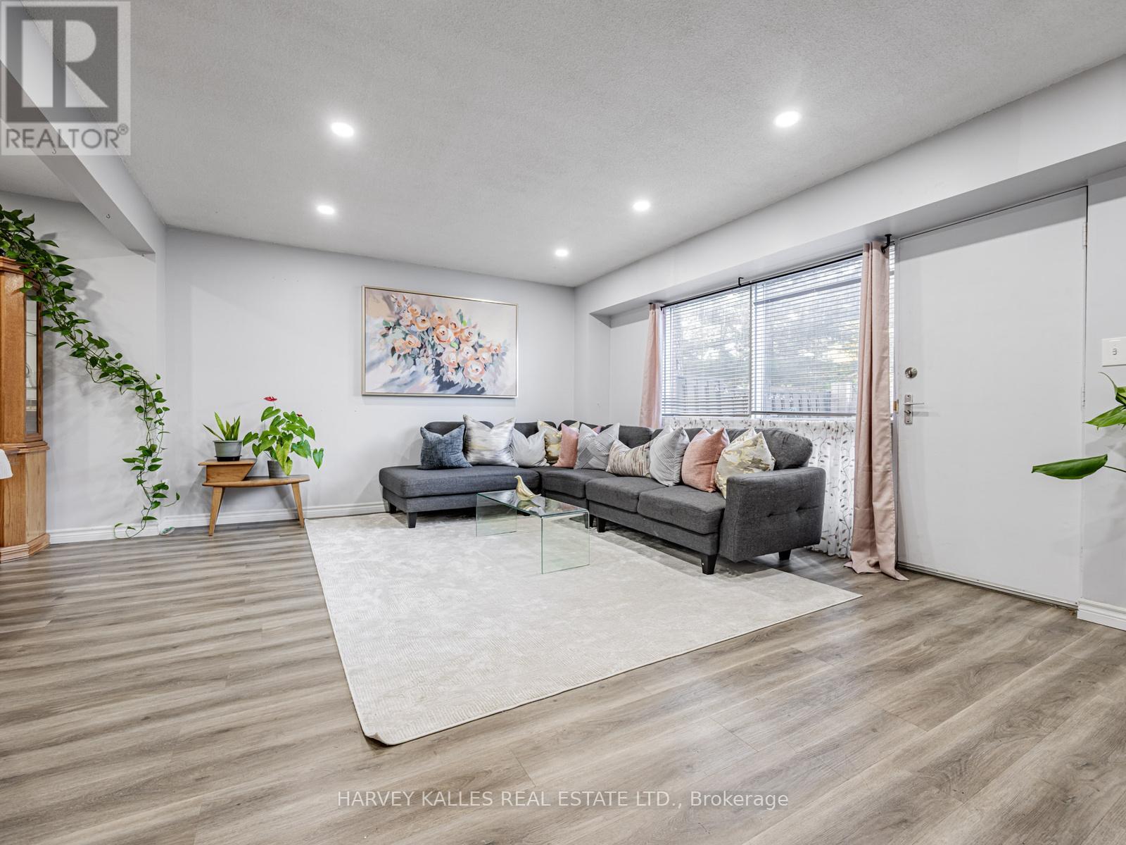 1 - 349 Driftwood Avenue, Toronto, Ontario  M3N 2P2 - Photo 7 - W12795530