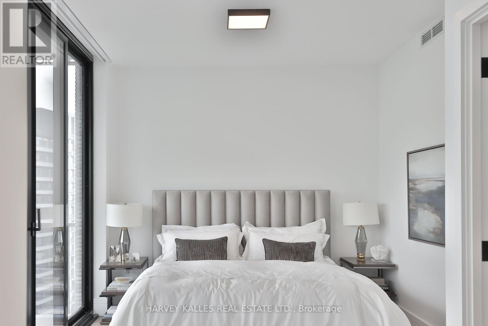 1404 - 215 Lonsdale Road, Toronto, Ontario  M4V 1W7 - Photo 27 - C12795664