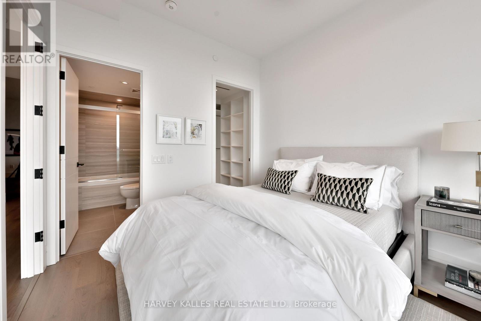 1404 - 215 Lonsdale Road, Toronto, Ontario  M4V 1W7 - Photo 33 - C12795664