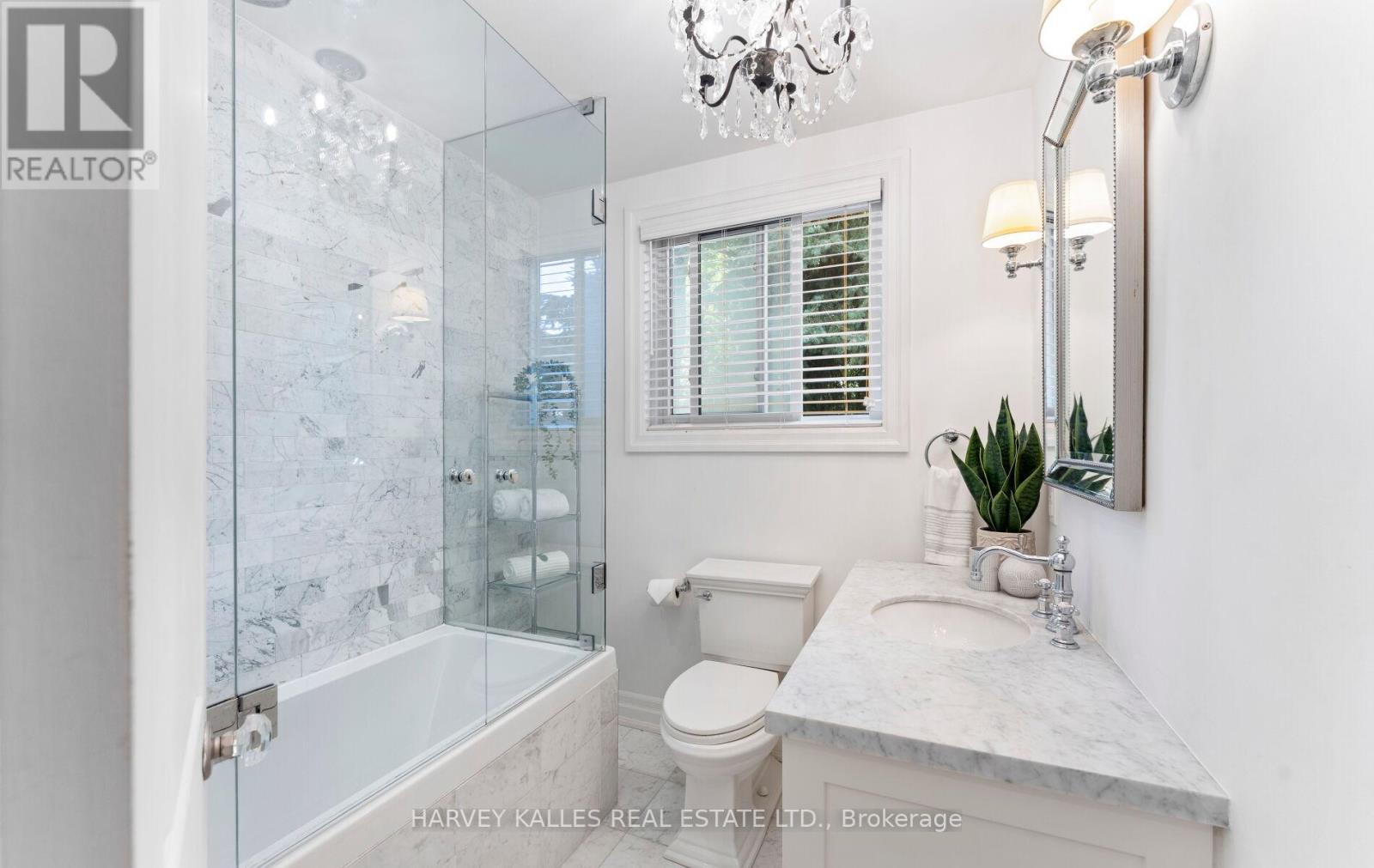 306 Wychwood Avenue, Toronto, Ontario  M6C 2T8 - Photo 17 - C12796550