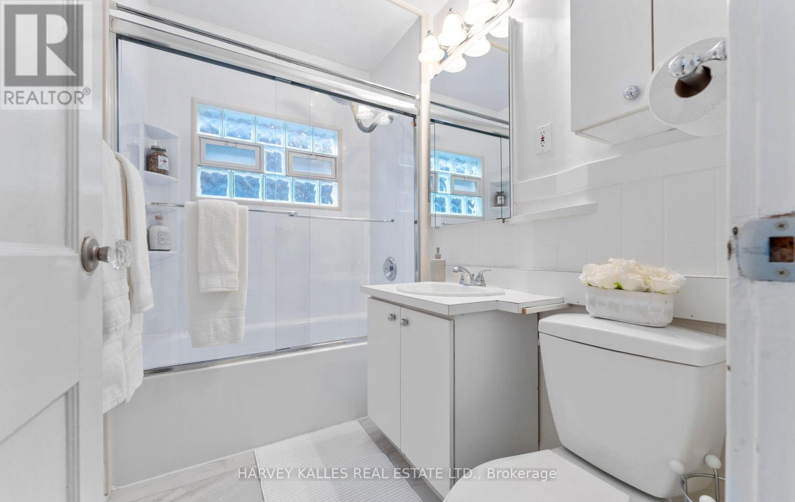 306 Wychwood Avenue, Toronto, Ontario  M6C 2T8 - Photo 23 - C12796550