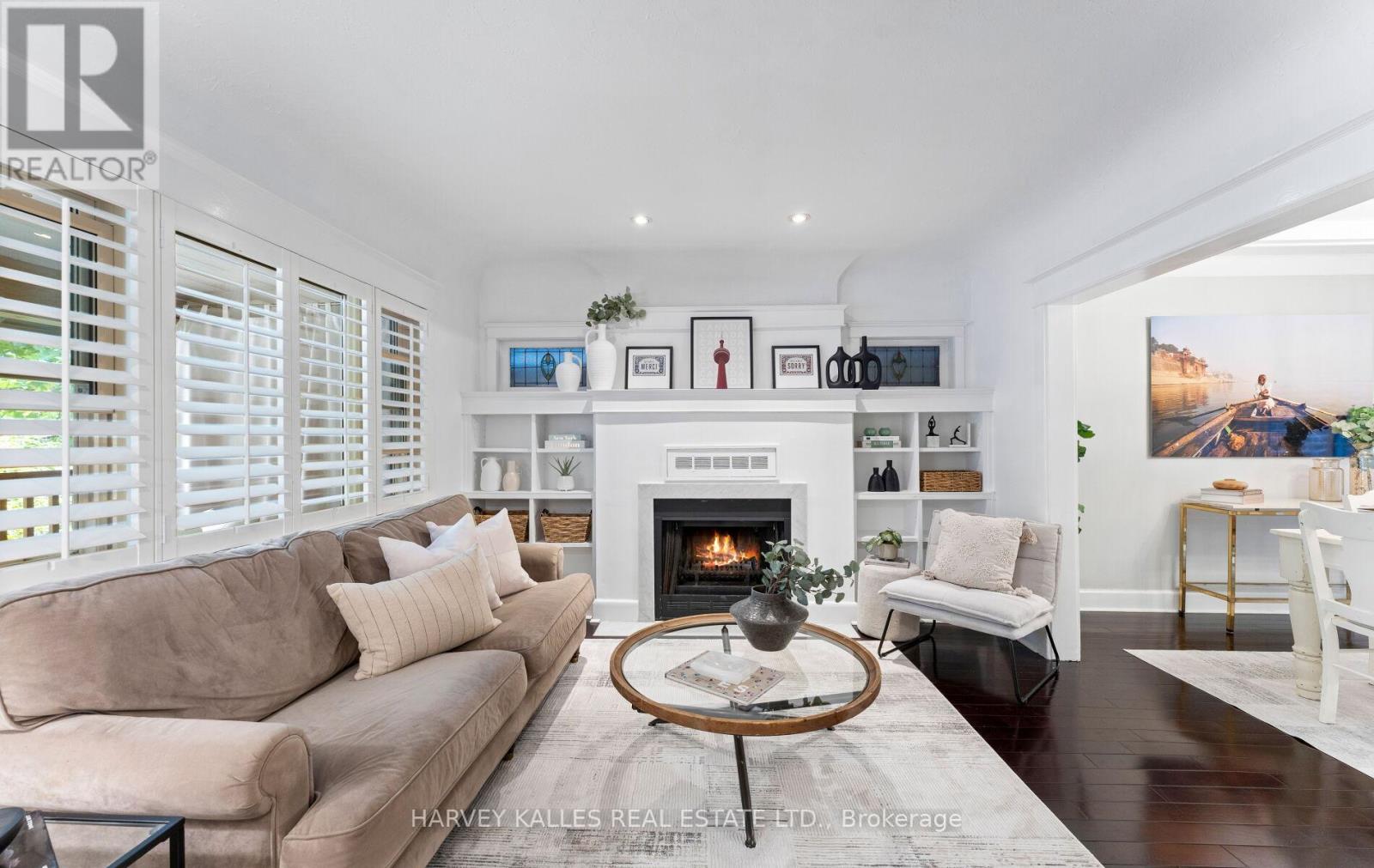 306 Wychwood Avenue, Toronto, Ontario  M6C 2T8 - Photo 4 - C12796550