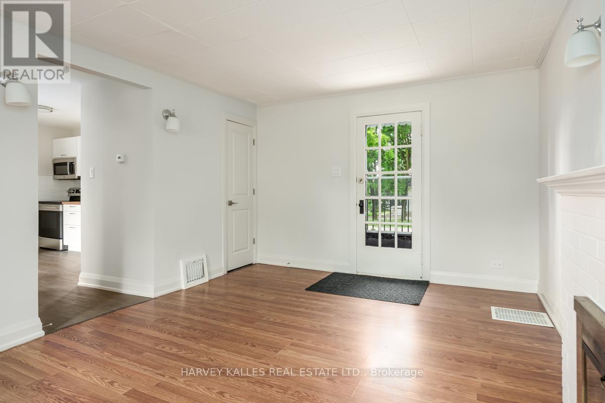 129 Major Mackenzie Drive E, Richmond Hill, Ontario  L4C 1H2 - Photo 6 - N12796692