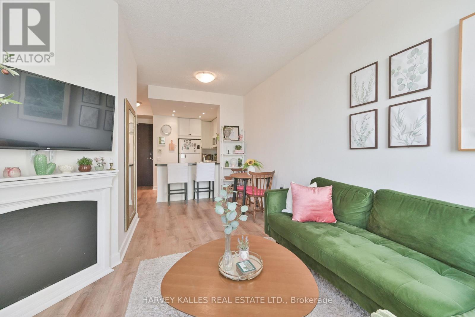 1704 - 85 BLOOR STREET E, Toronto, Ontario