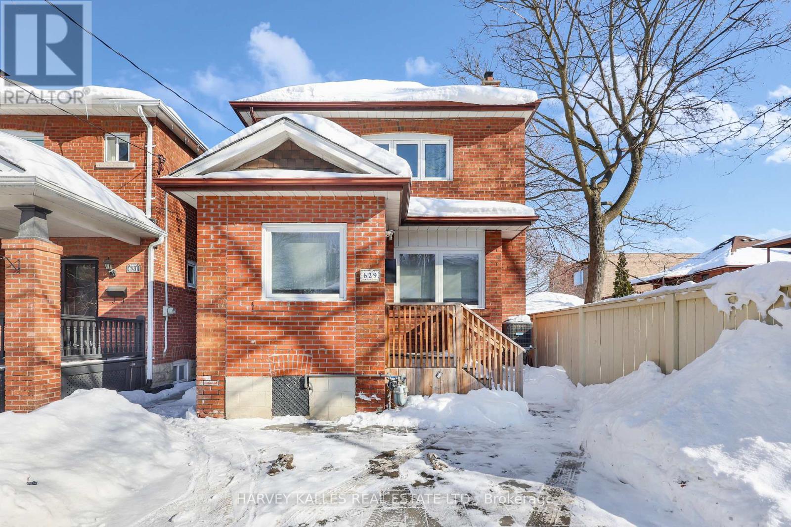 629 DUPLEX AVENUE, Toronto, Ontario