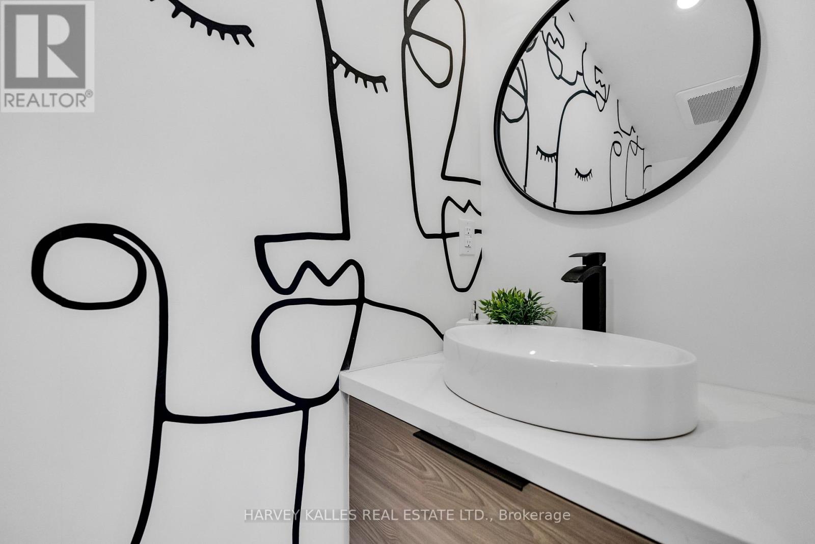 629 Duplex Avenue, Toronto, Ontario  M4R 1W1 - Photo 25 - C12796888