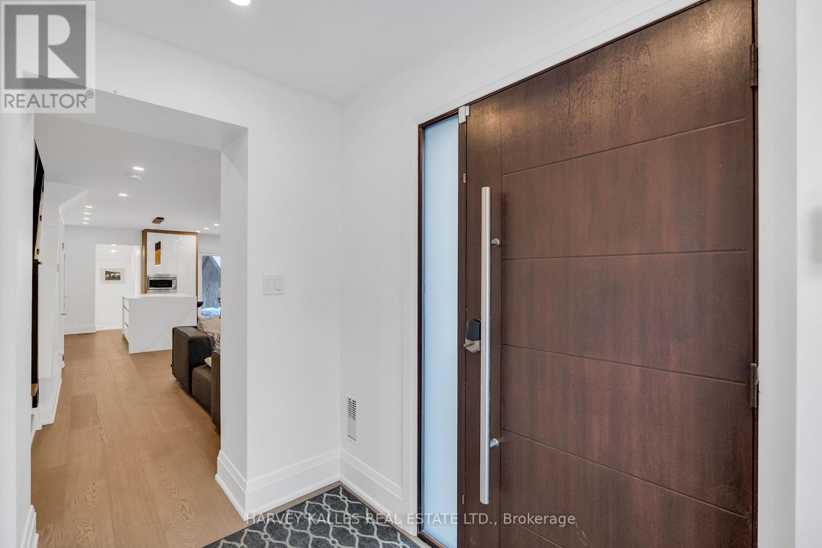 629 Duplex Avenue, Toronto, Ontario  M4R 1W1 - Photo 4 - C12796888