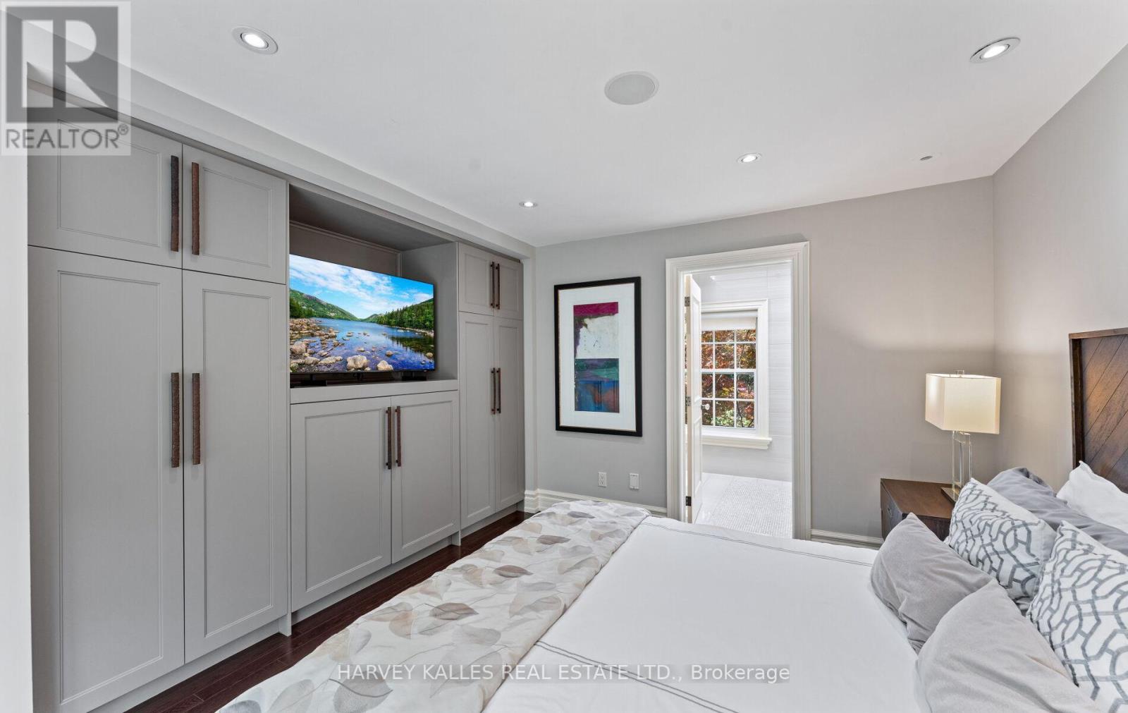 112 Mason Boulevard, Toronto, Ontario M5M 3E3 - Photo 25 - C12796904