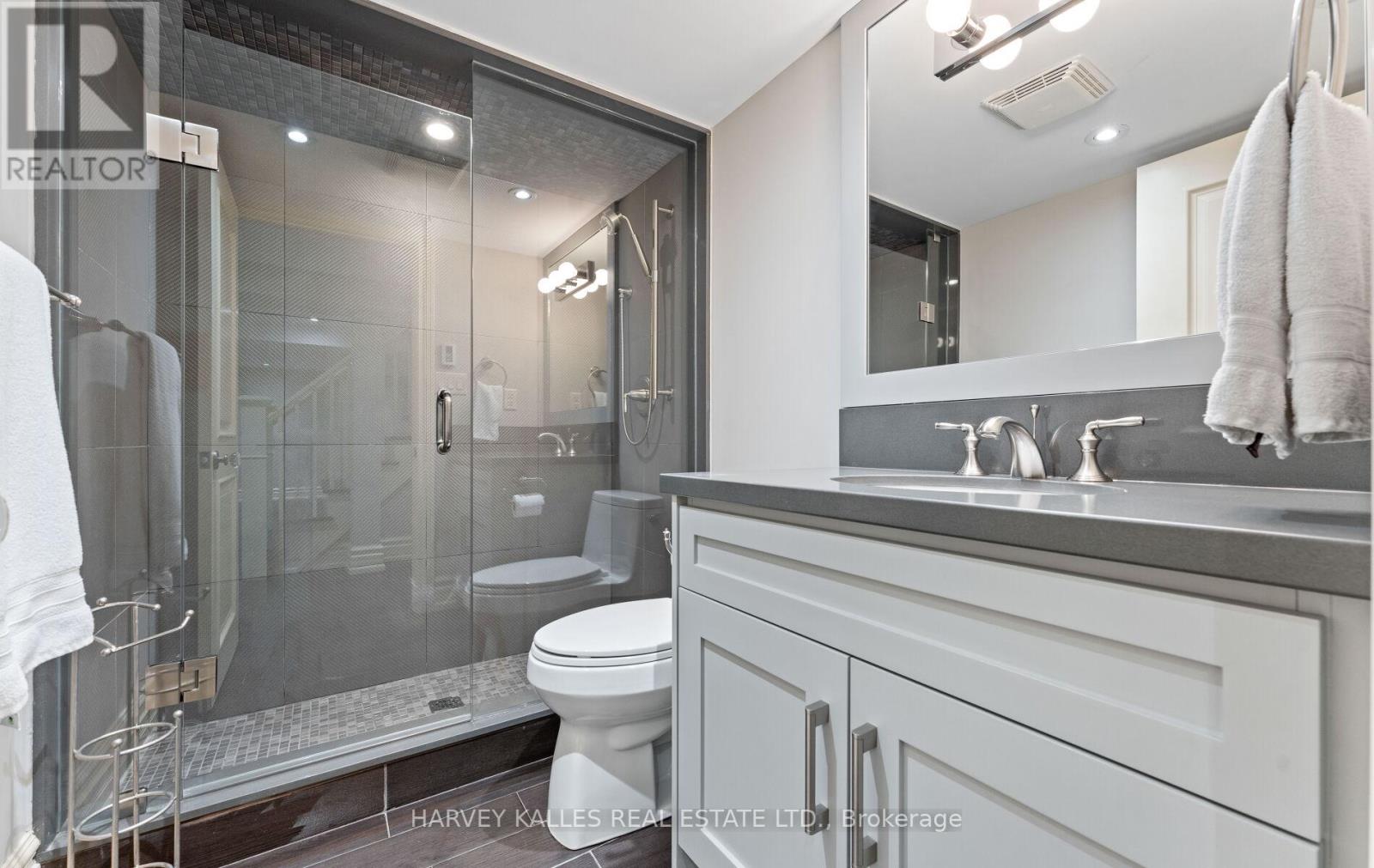 112 Mason Boulevard, Toronto, Ontario M5M 3E3 - Photo 36 - C12796904