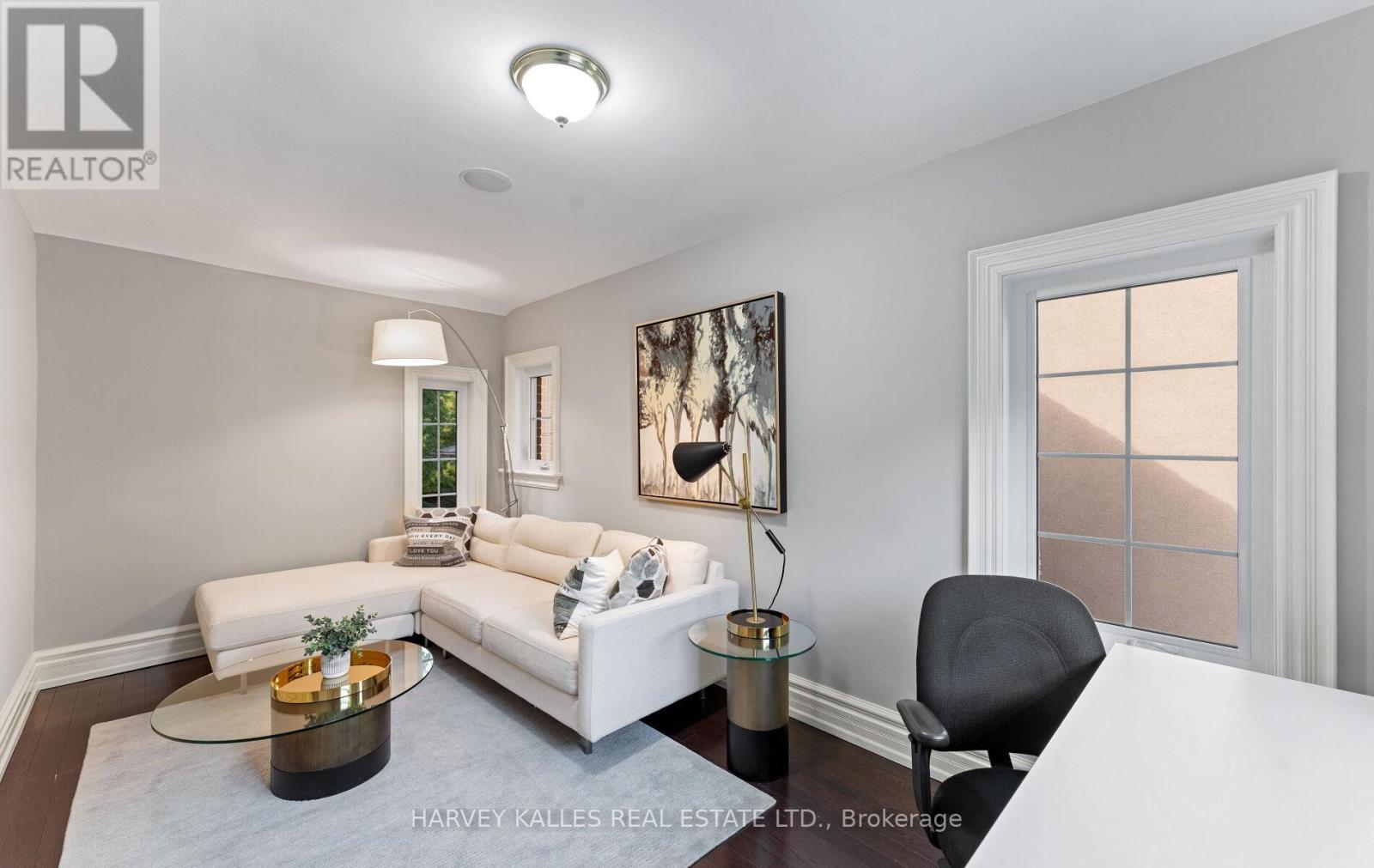 112 Mason Boulevard, Toronto, Ontario M5M 3E3 - Photo 7 - C12796904