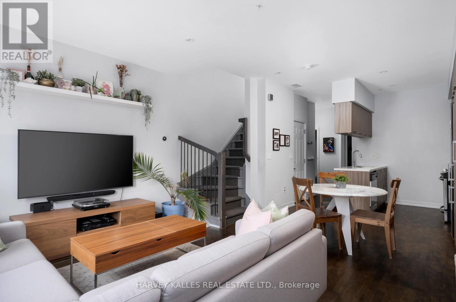 45 - 140 Broadview Avenue, Toronto, Ontario  M4M 0A8 - Photo 6 - E12796804